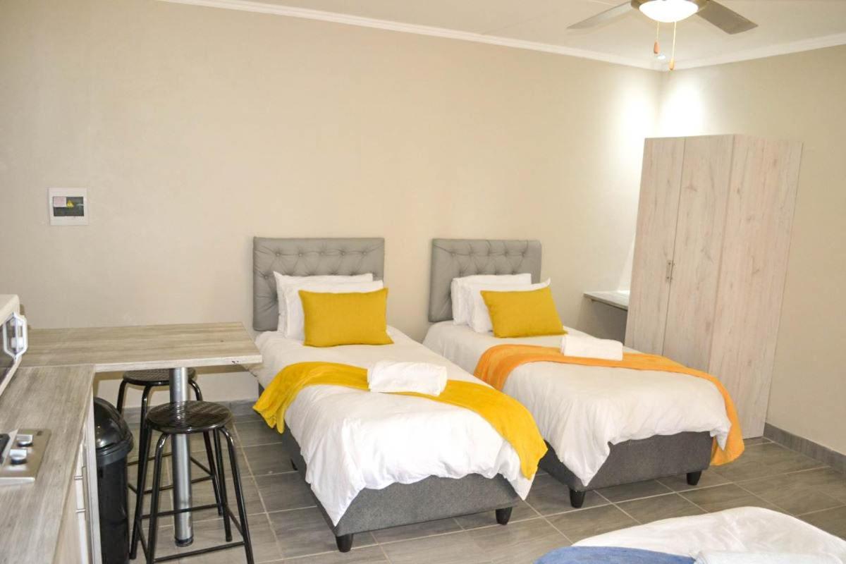 Deluxe Queen Room photo 1