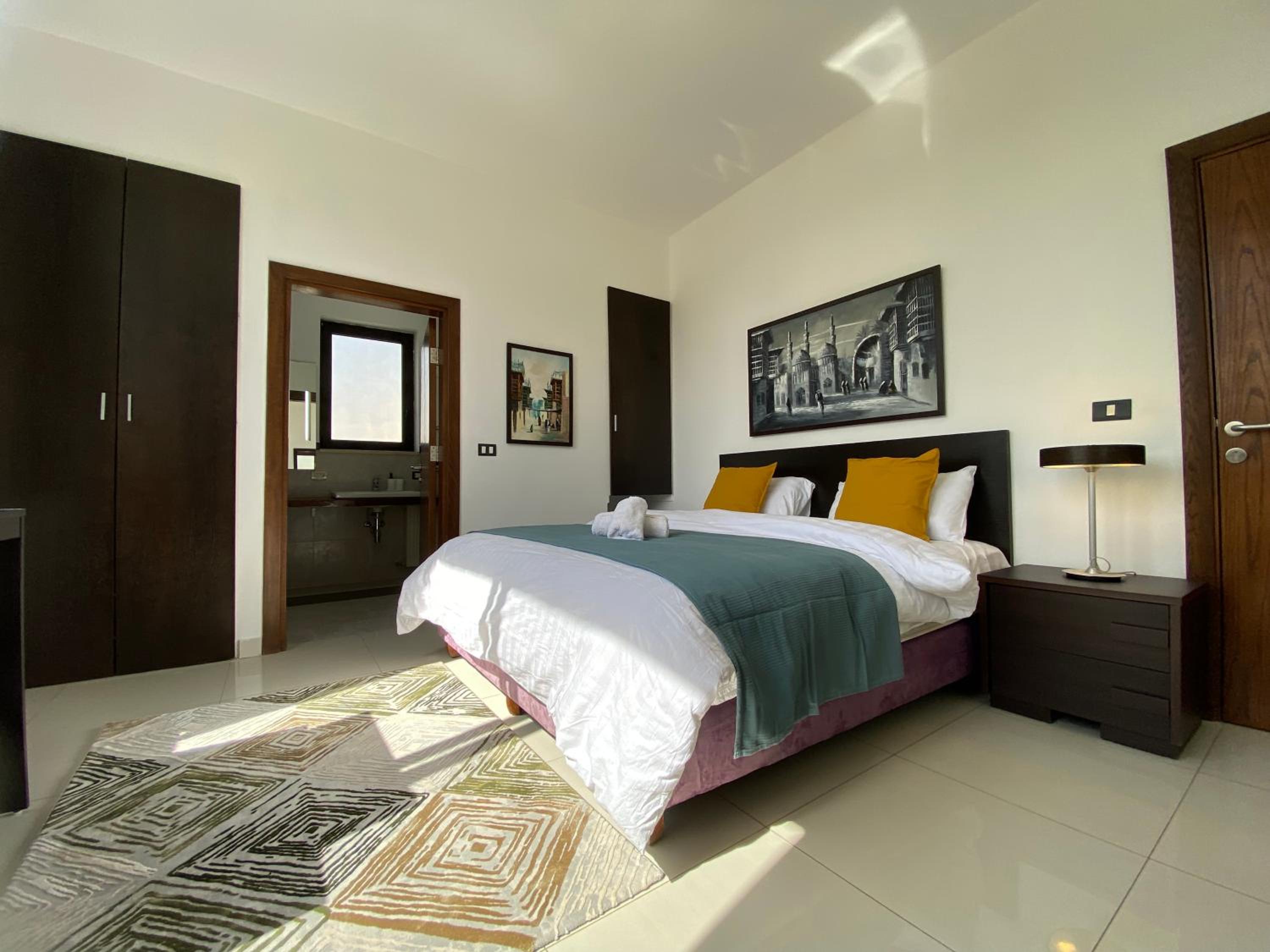 Double Room with Private Bathroom - Photo 1