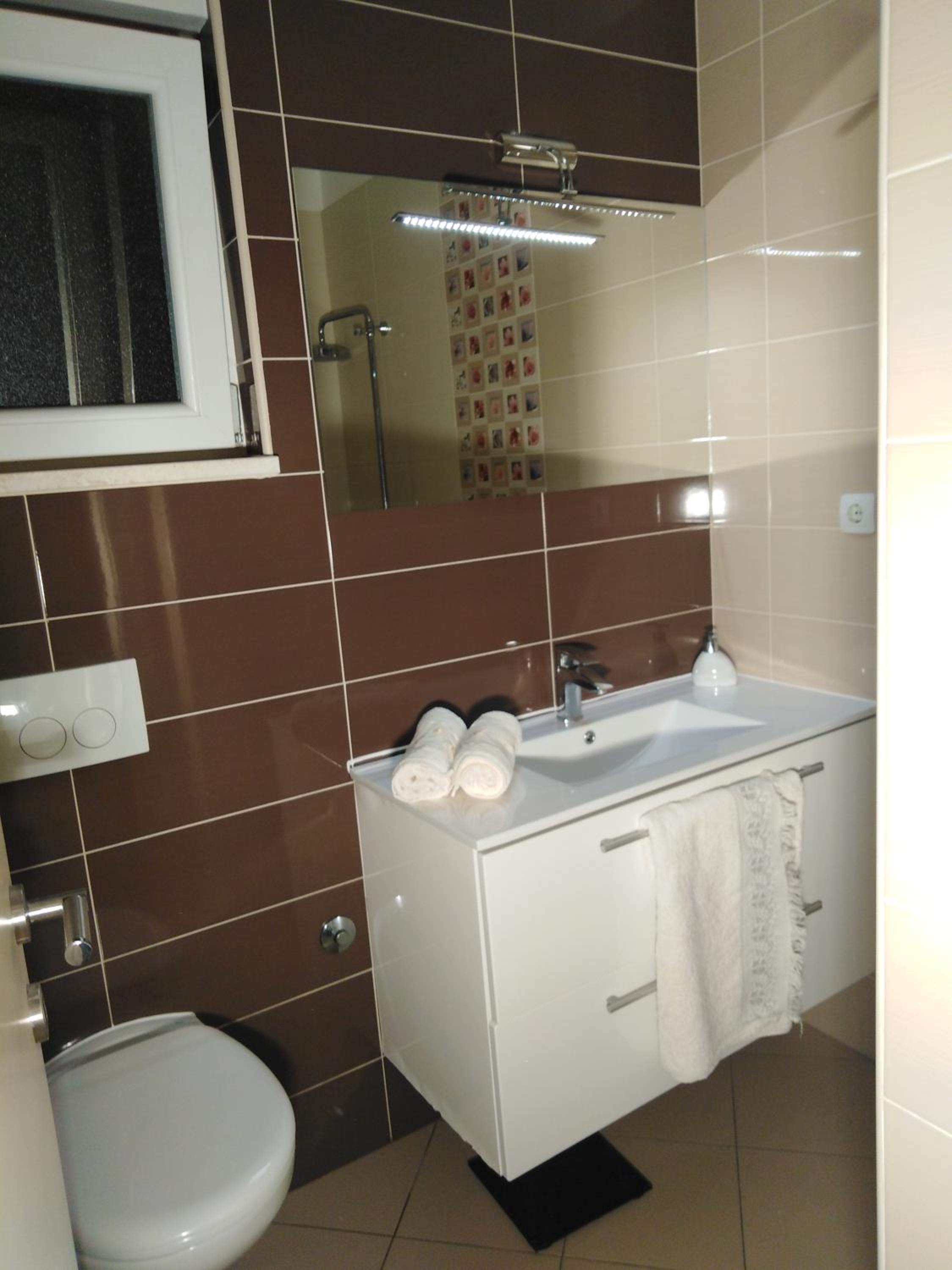Apartment - Photo 9