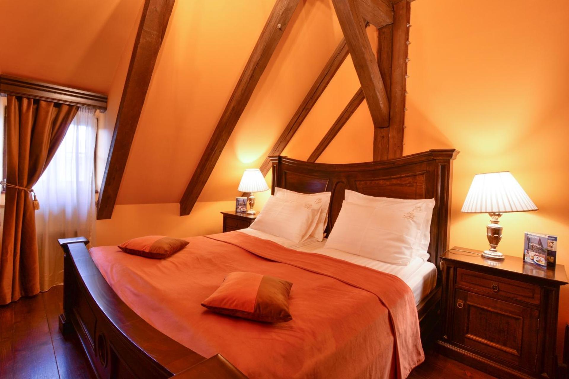Room with inlays - Photo 9