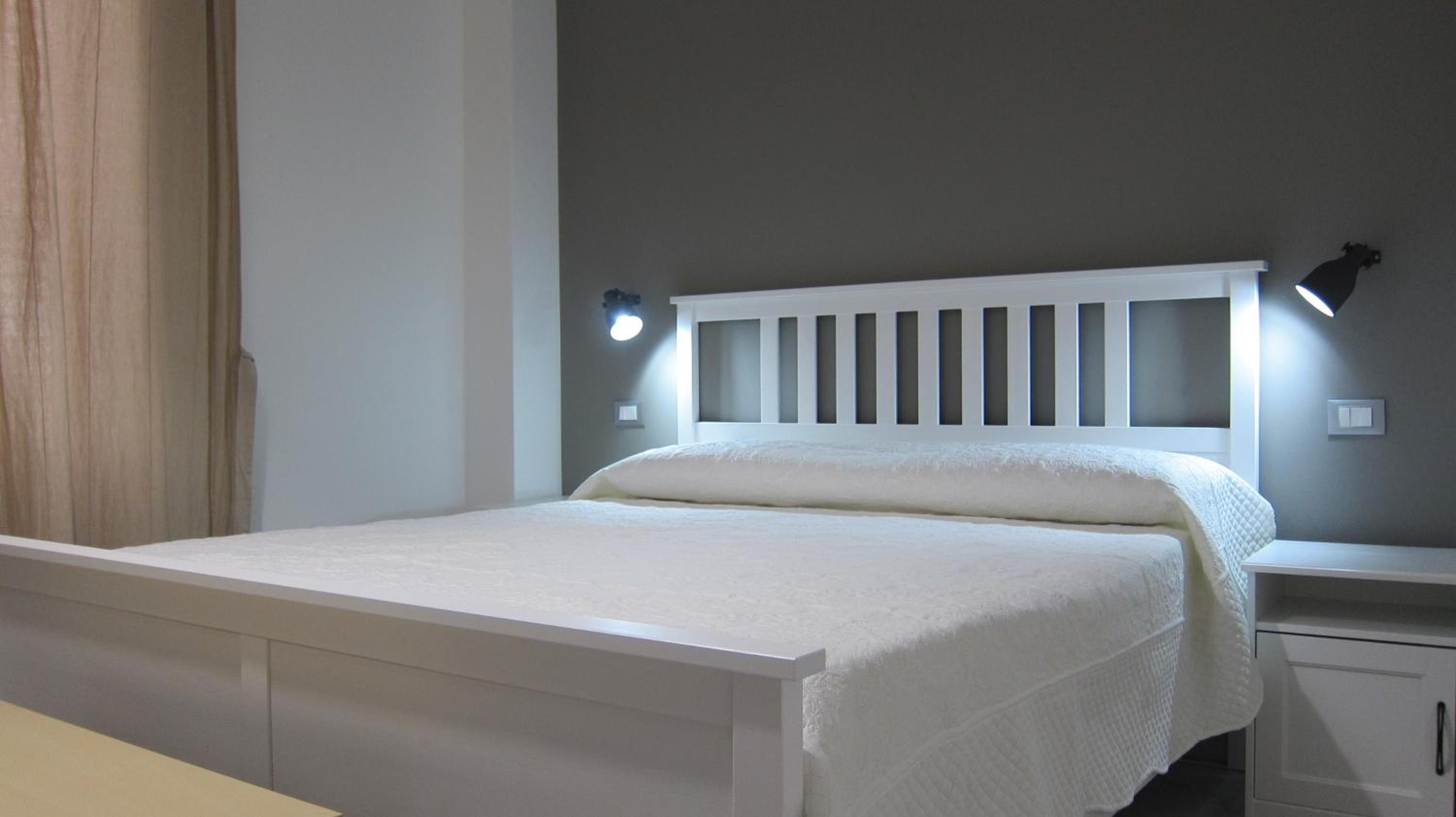Family Suite with Balcony - Photo 8