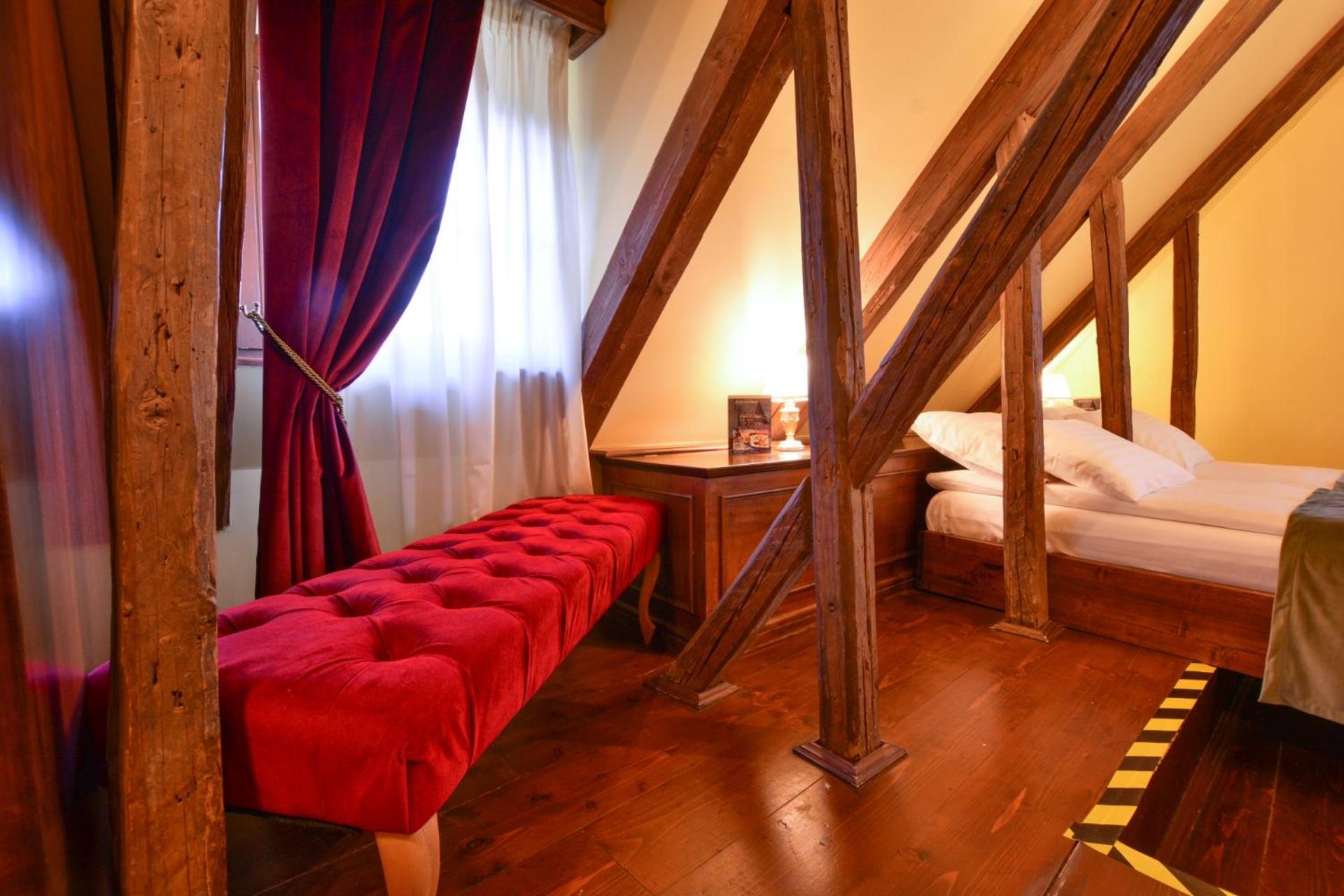 Twin Room - Attic - Photo 4