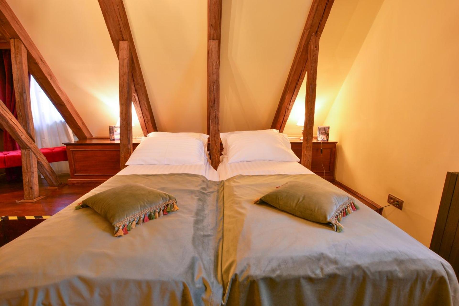 Twin Room - Attic - Photo 2