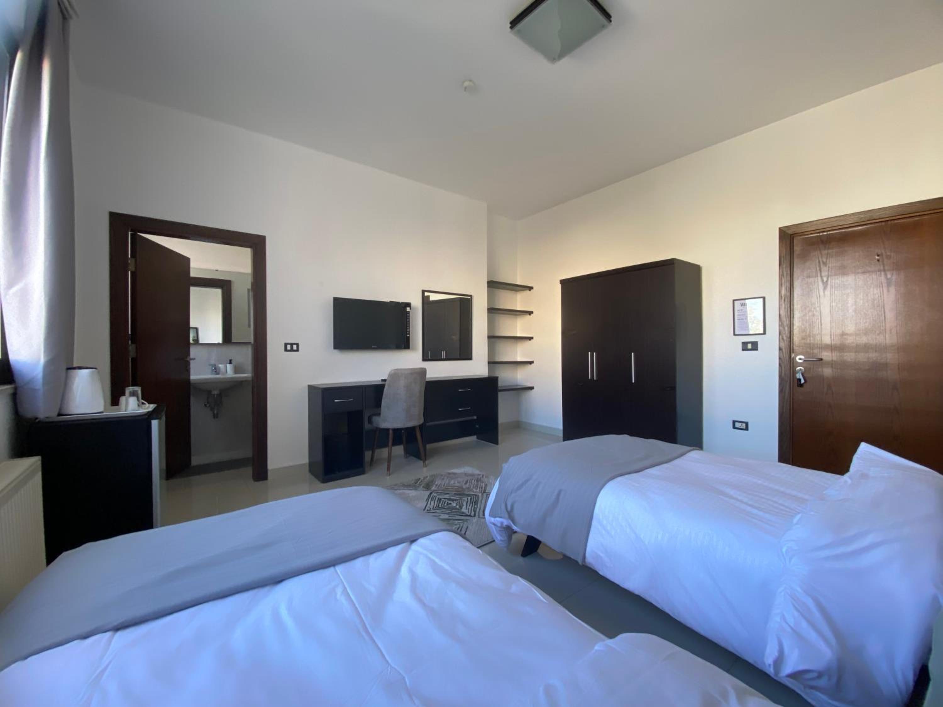 Deluxe Double or Twin Room - Photo 1