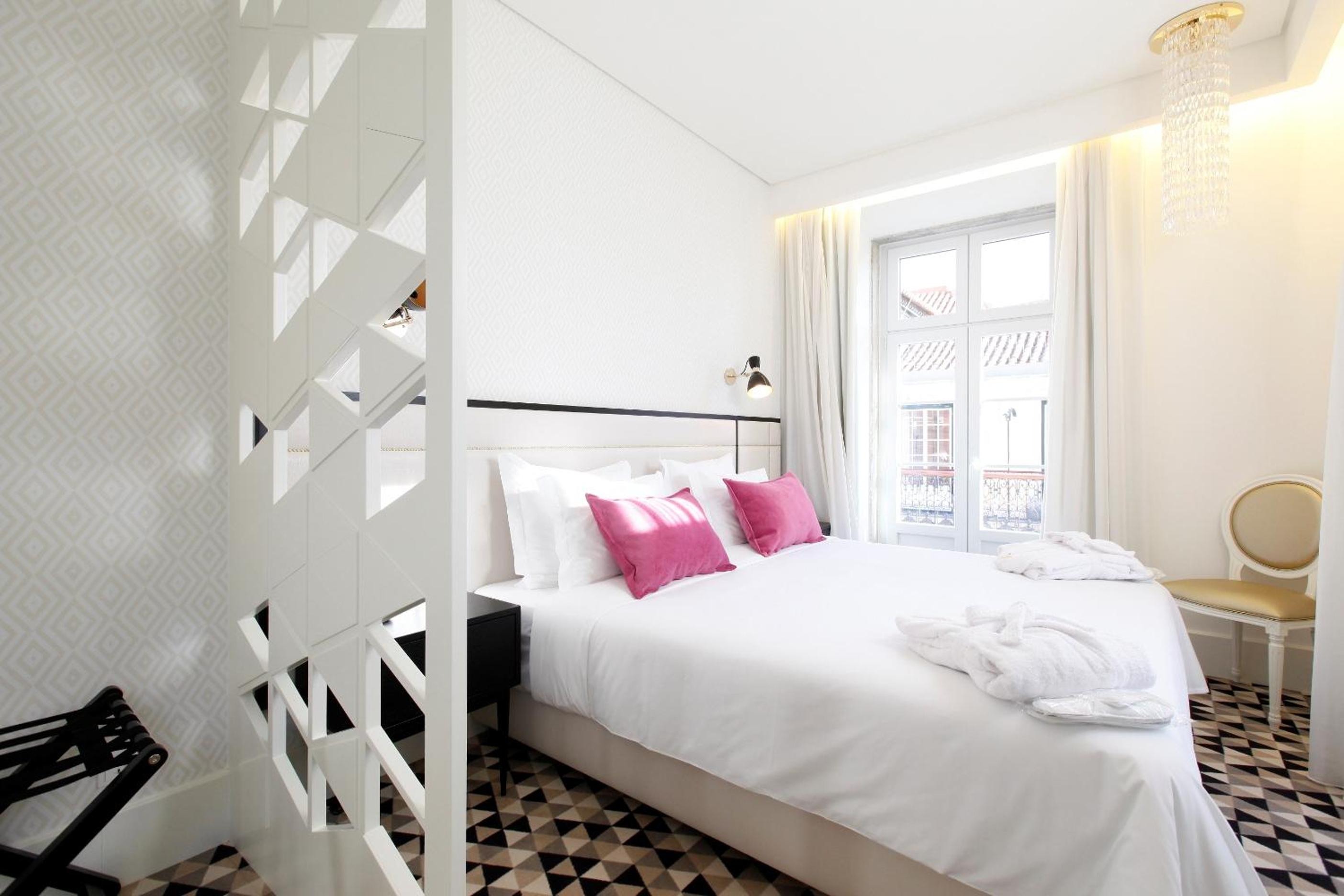 Superior Double Room with Street View