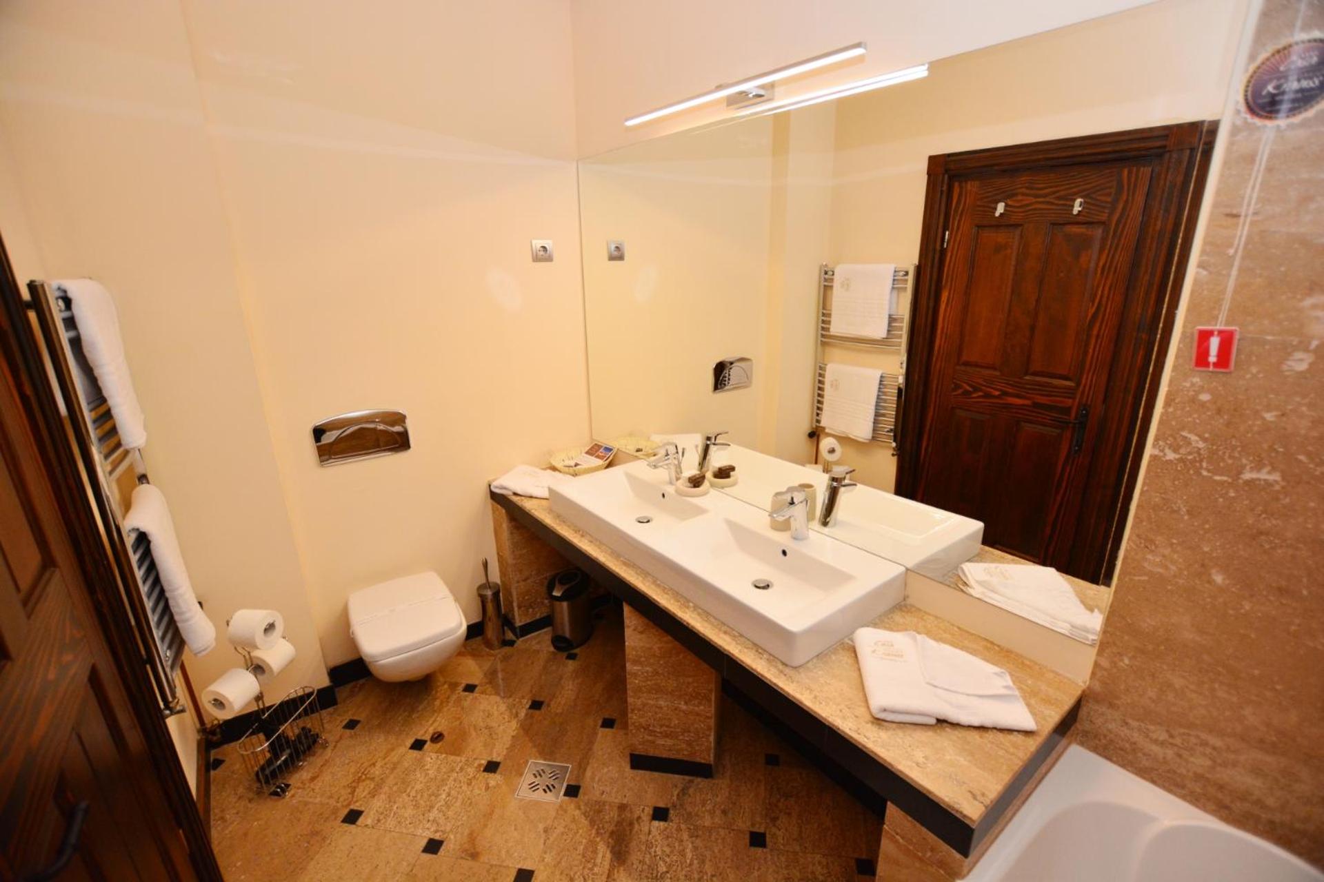 Room on cursive - Photo 2