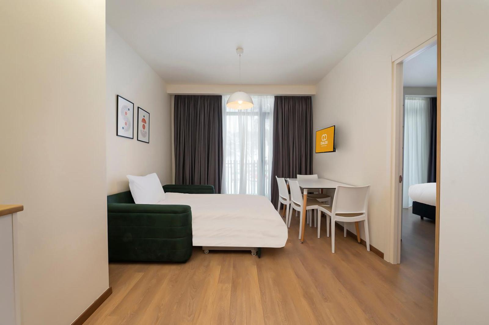 One-Bedroom Apartment photo 2