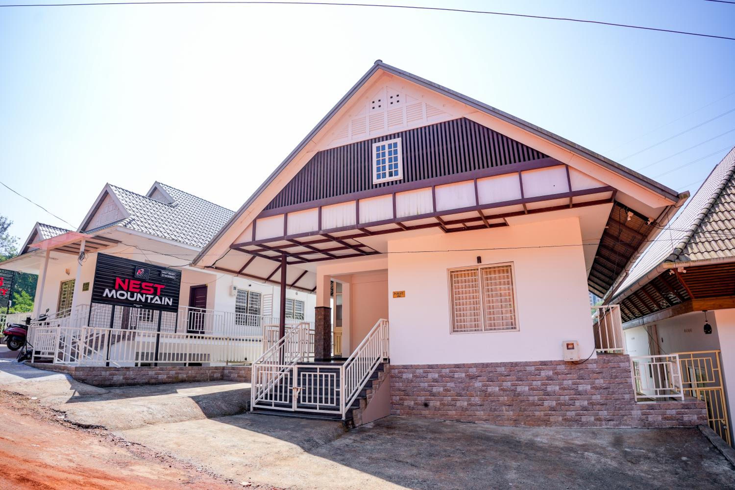 Villa photo 2