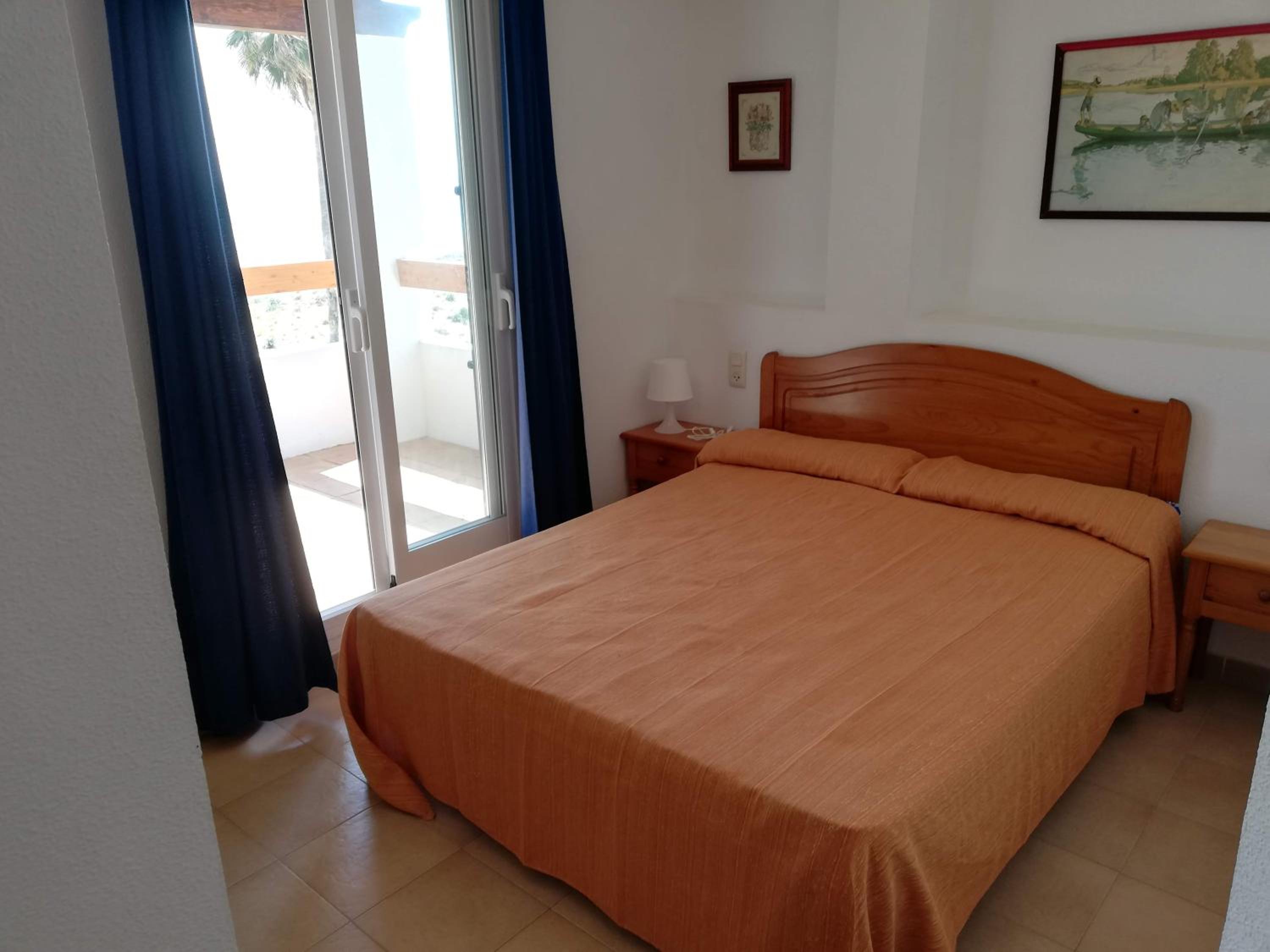 Apartamento con vista a la piscina