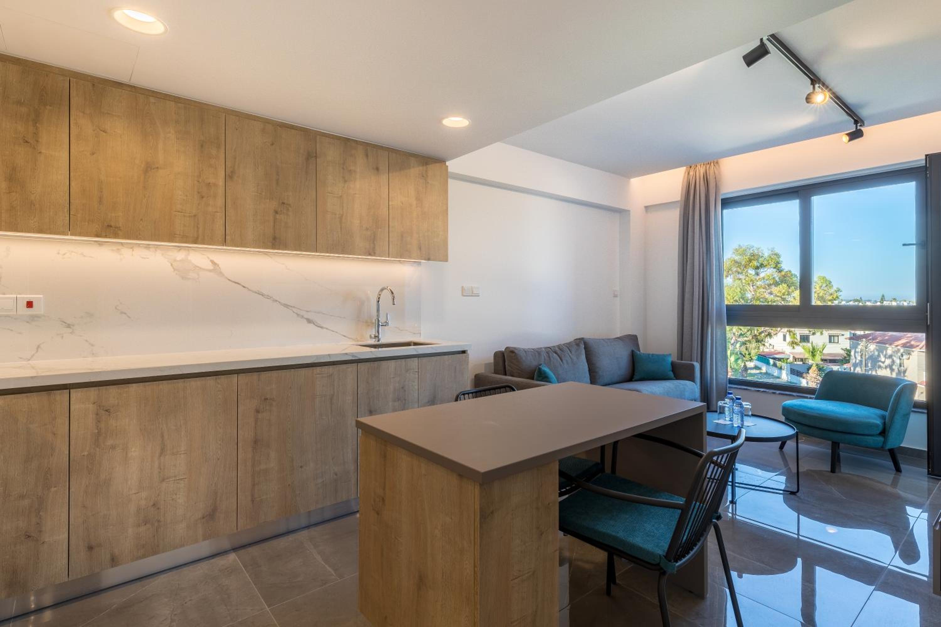 Apartment with Pool View  - Photo 4