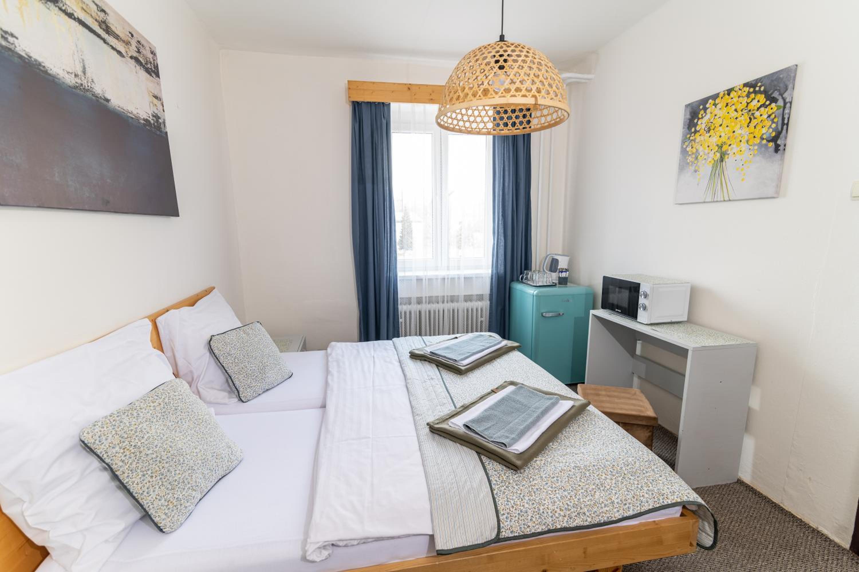 Quadruple Room - Photo 1