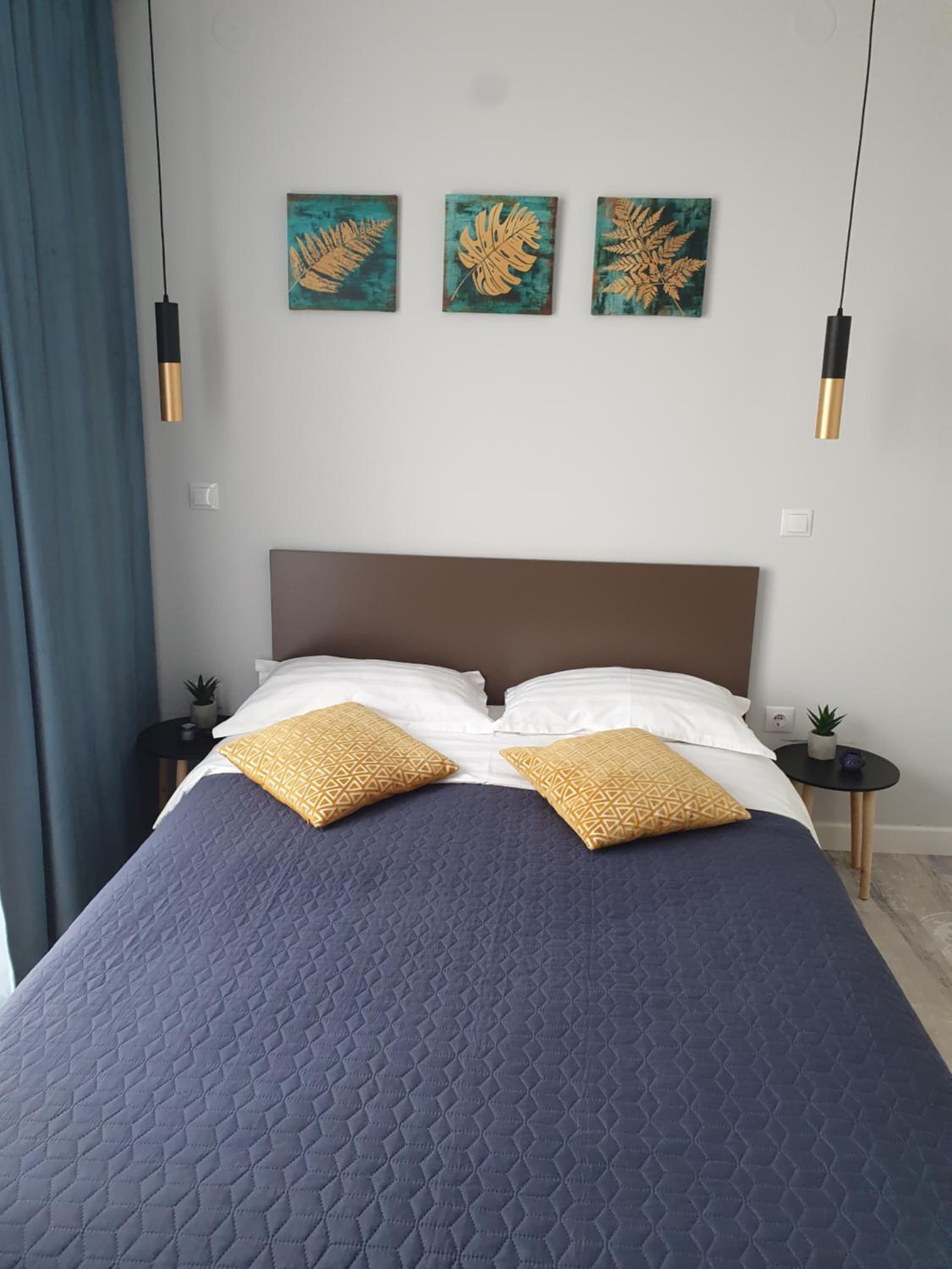 Two-Bedroom Apartment - Photo 22