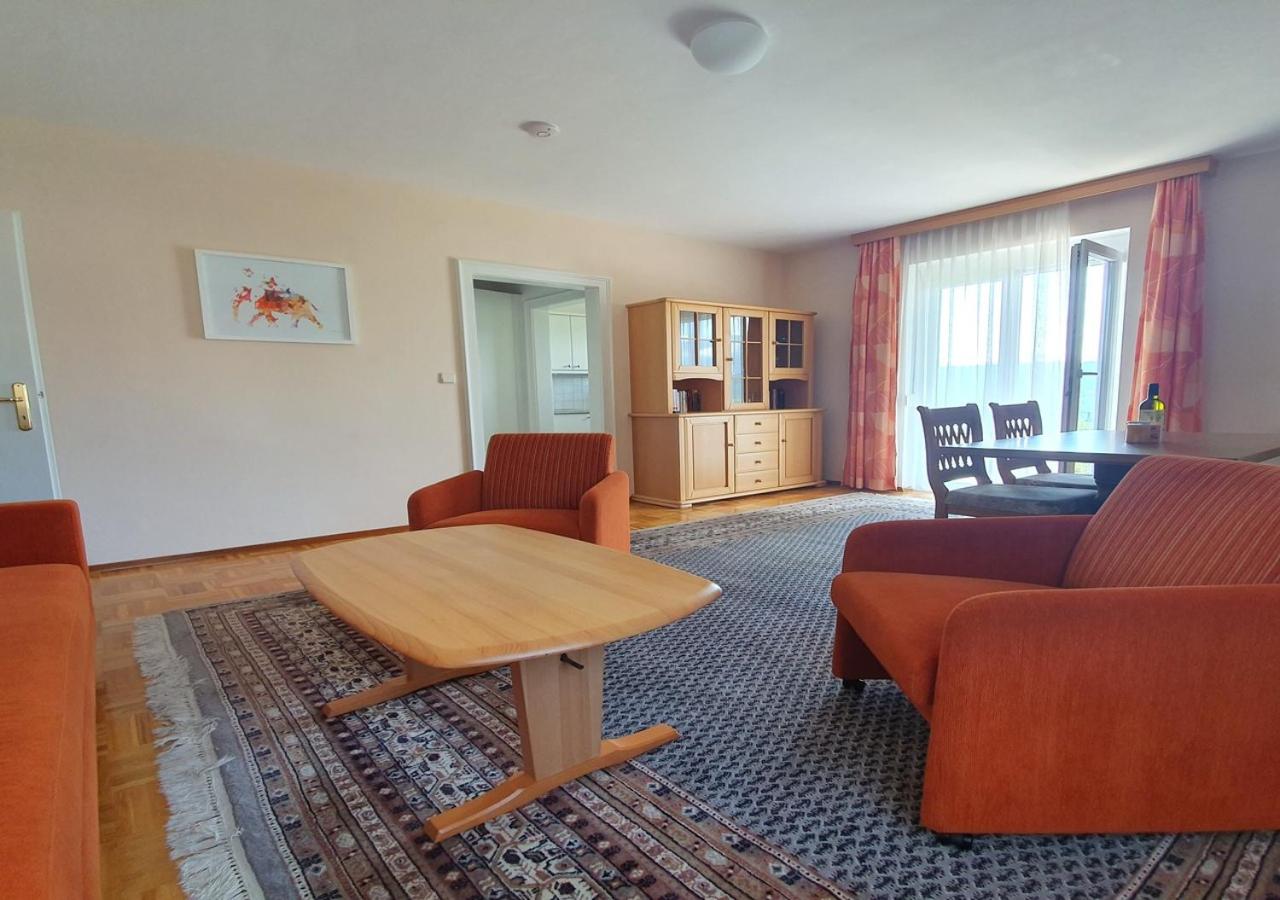 Apartment with Lake View photo 3