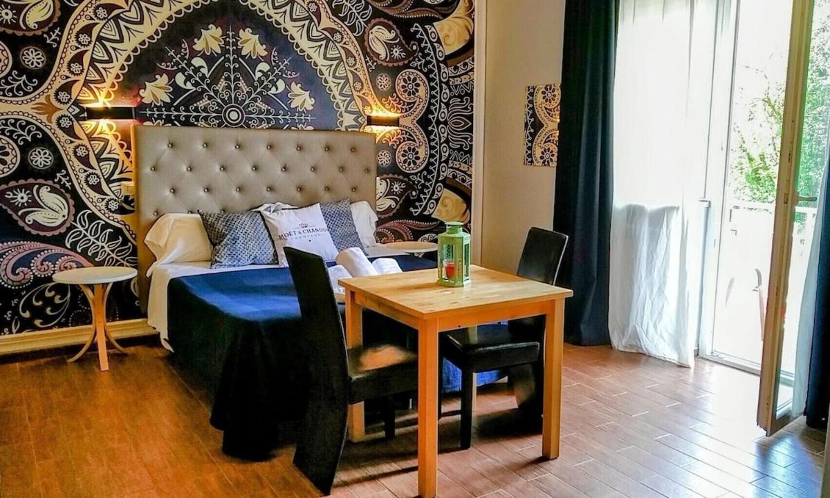 Deluxe Triple Room - Photo 1