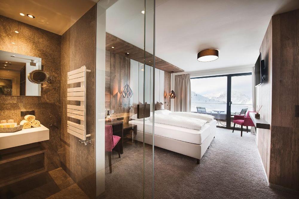 Triple Room with Balcony photo 1