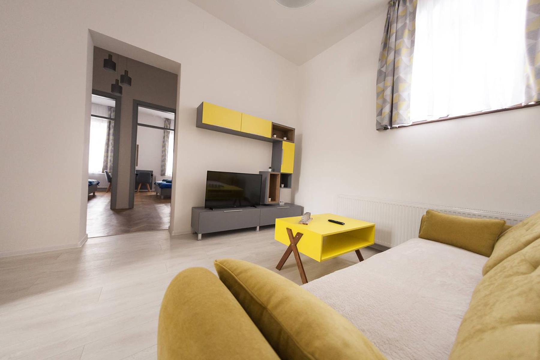 One-Bedroom Apartment - Photo 79