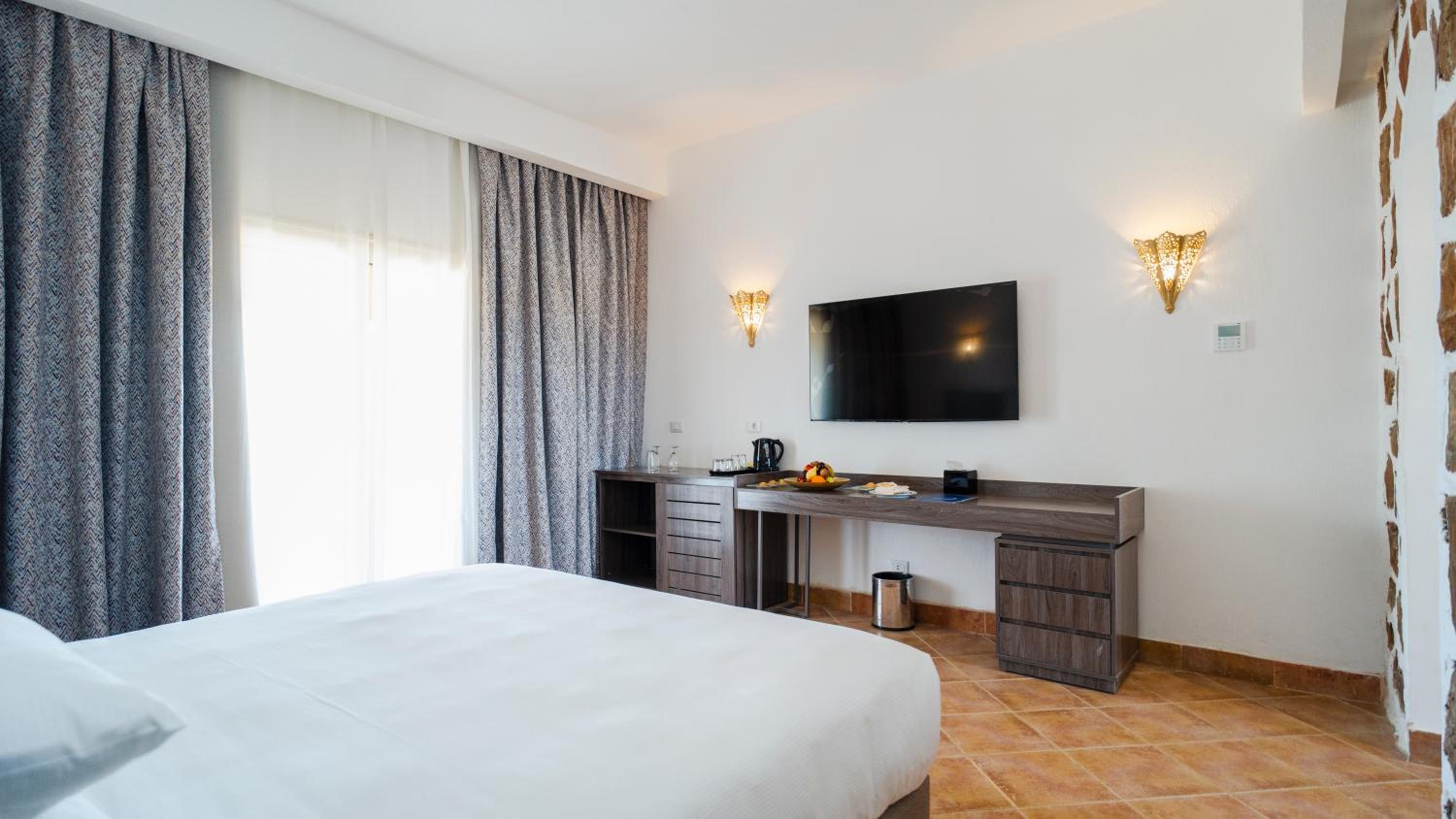 Superior Double or Twin Room with Sea View