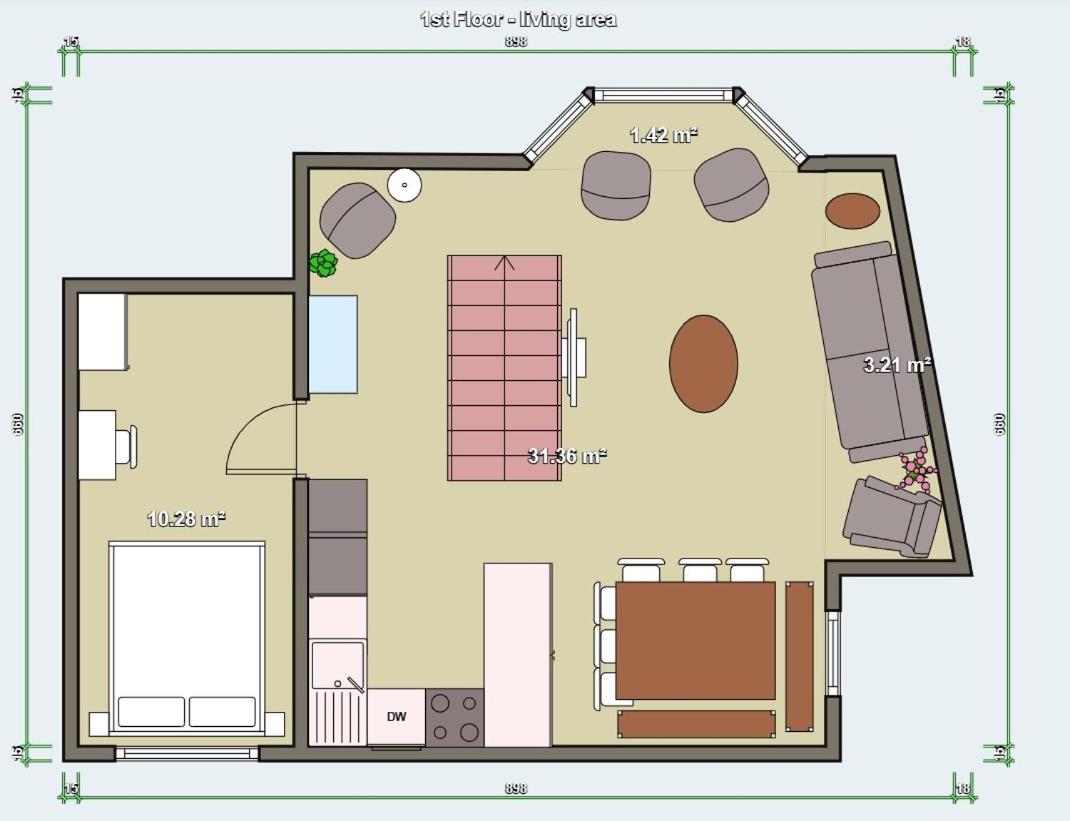 Four-Bedroom House photo 1