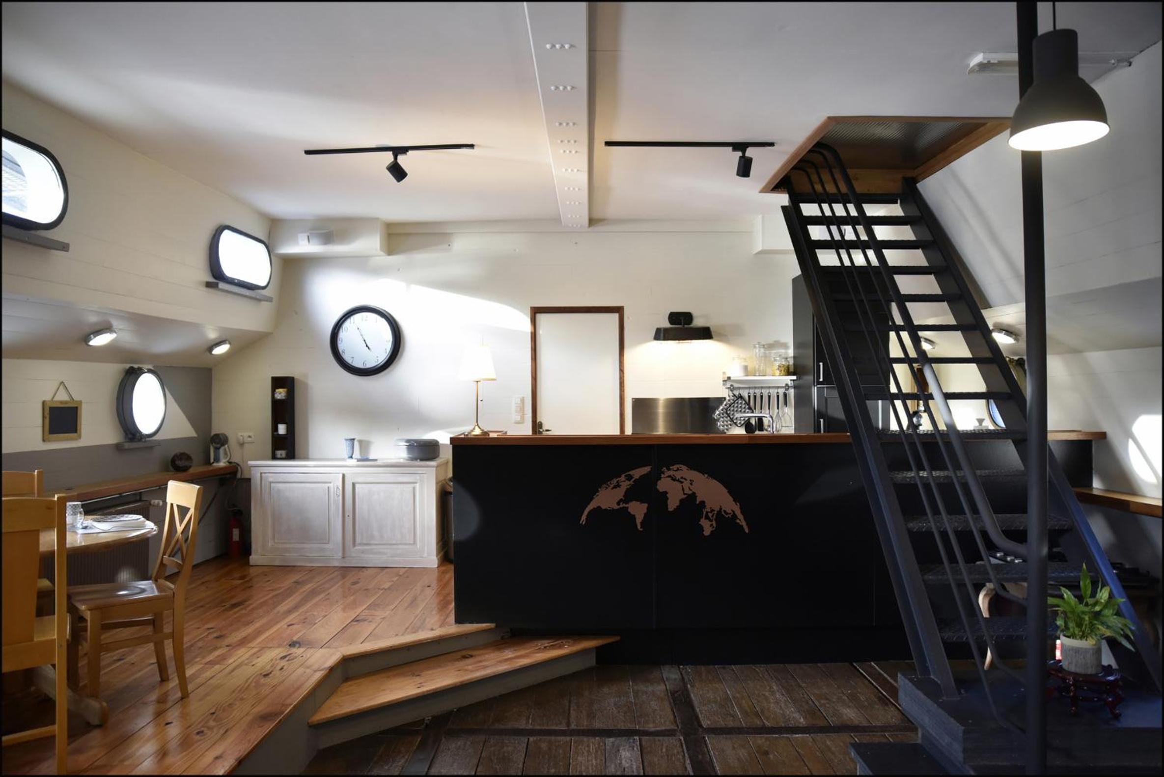 Loft - Photo 22