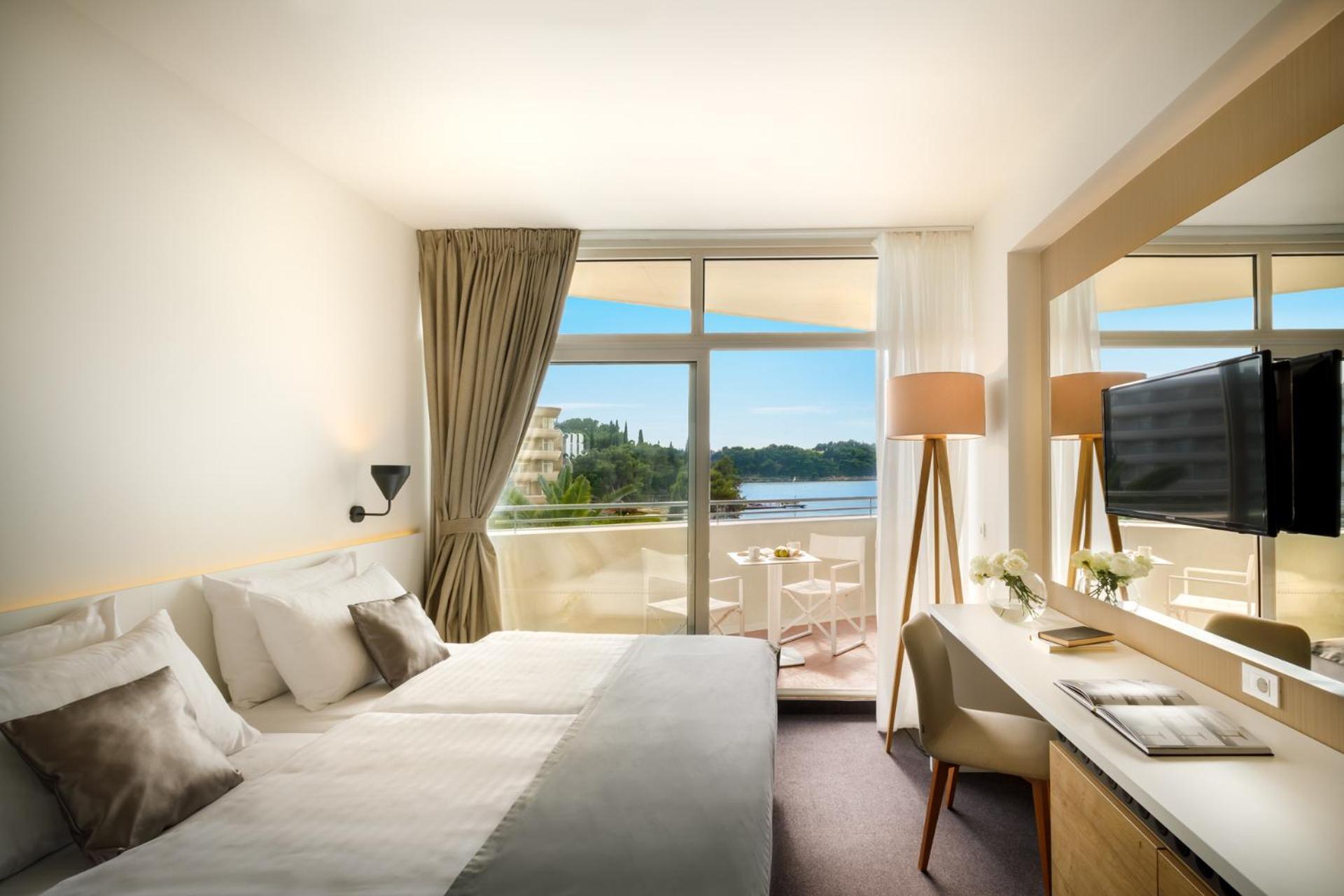 Relax in this stylish and inviting hotel room.