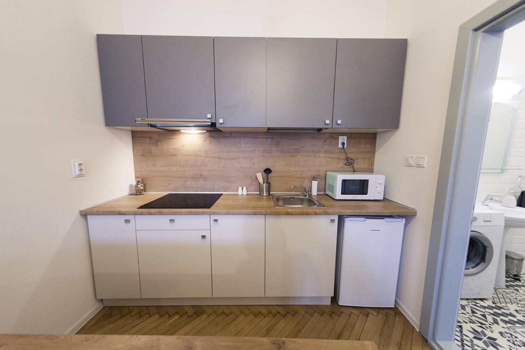 One-Bedroom Apartment - Photo 93
