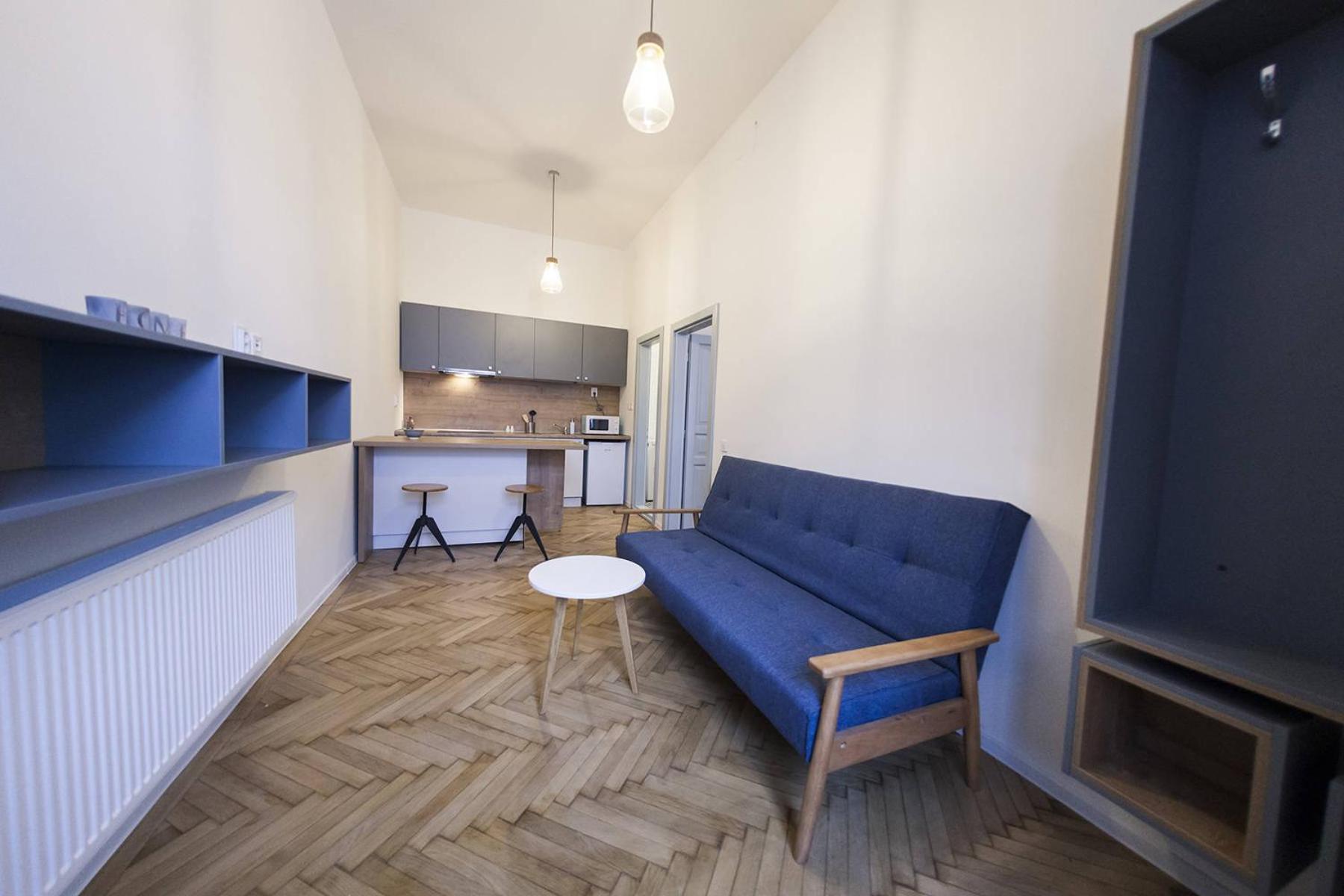 One-Bedroom Apartment - Photo 106