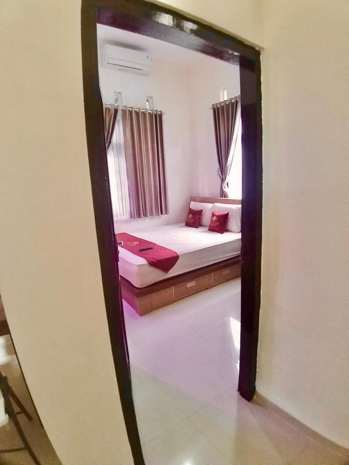 Budget Double Room photo 3