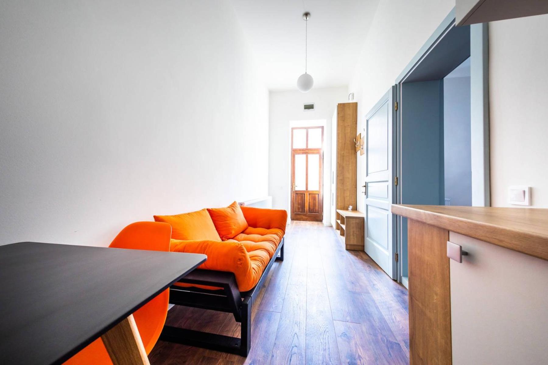 One-Bedroom Apartment - Photo 117