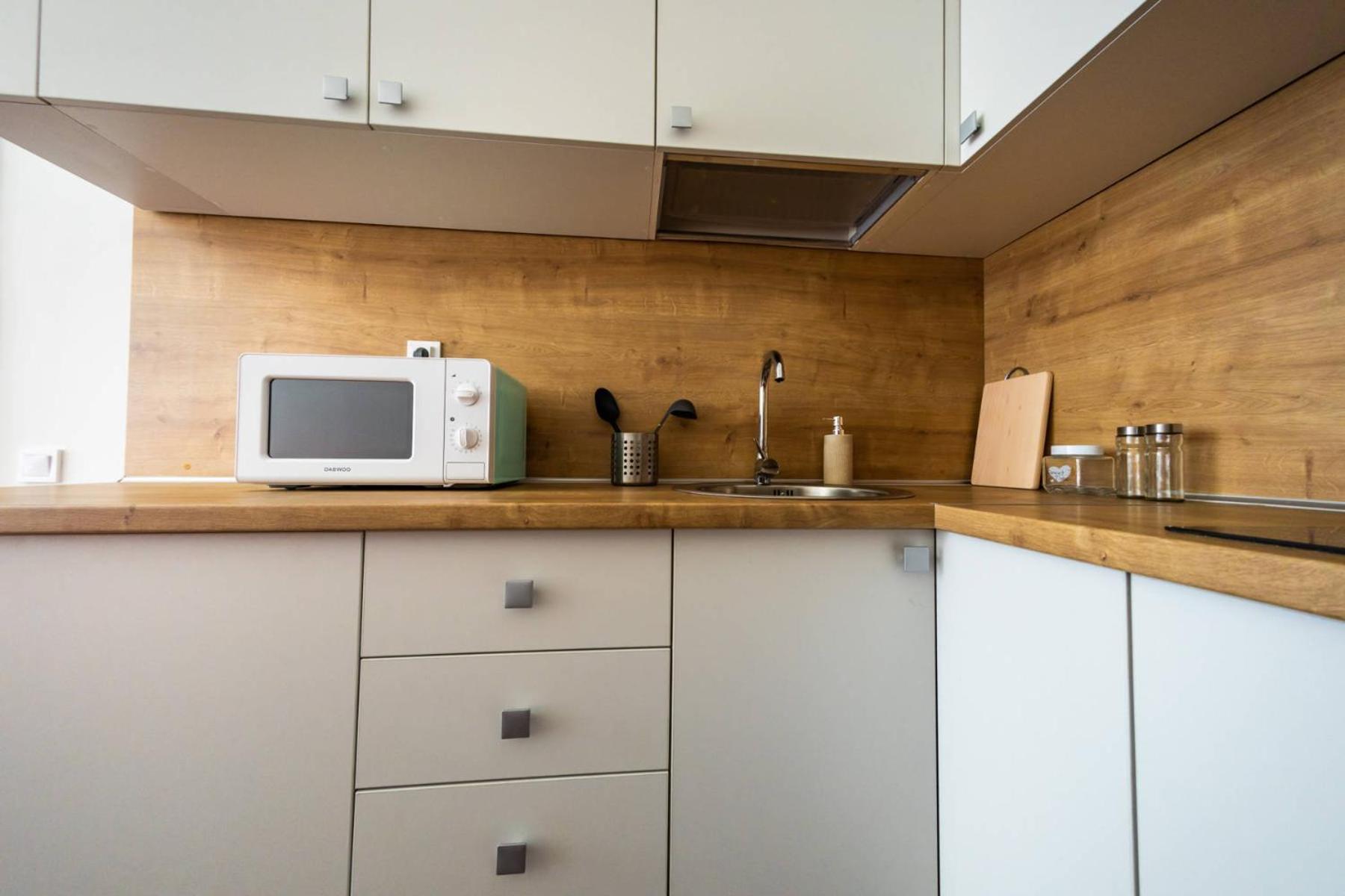 One-Bedroom Apartment - Photo 118