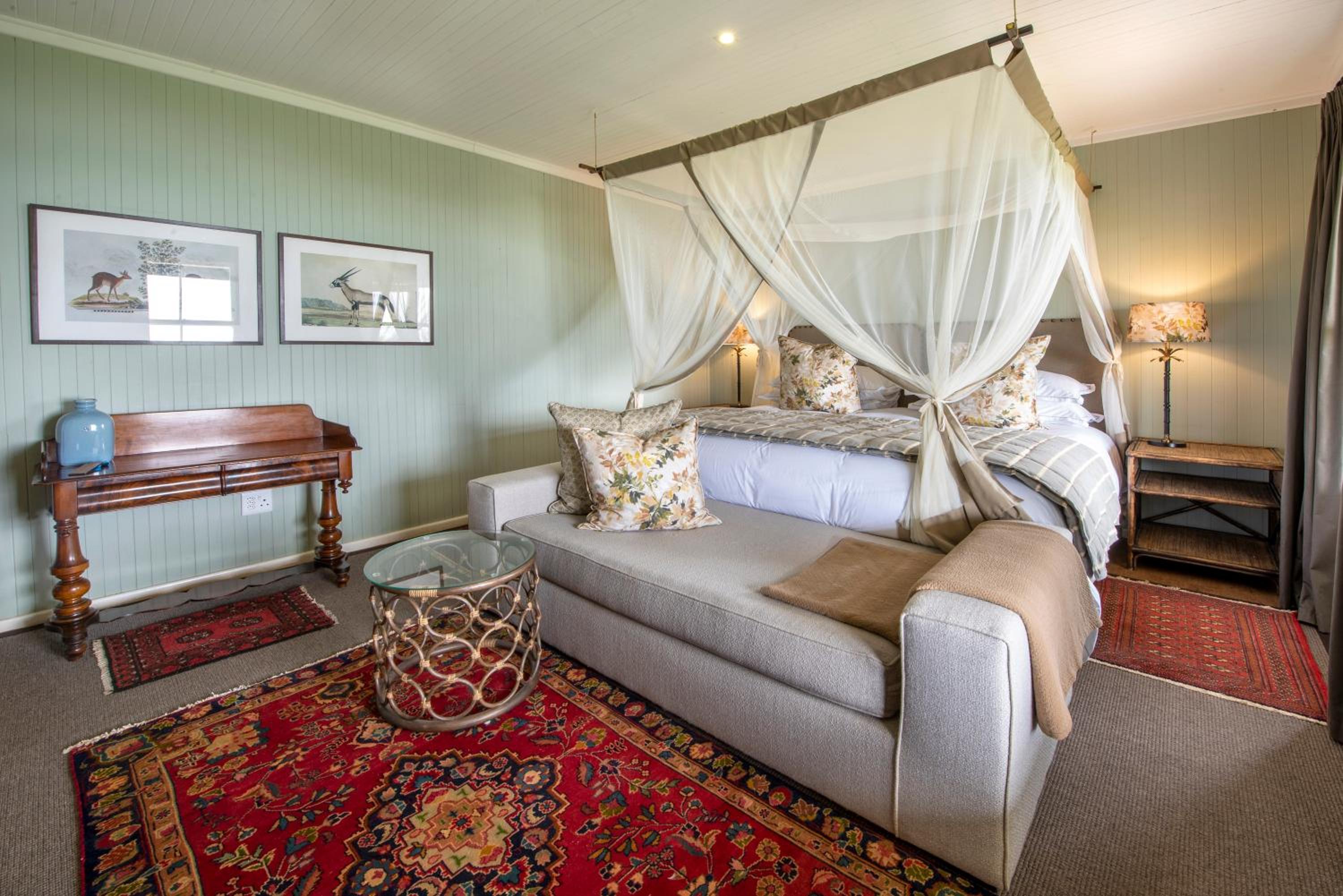 Superior Suite - Photo 1