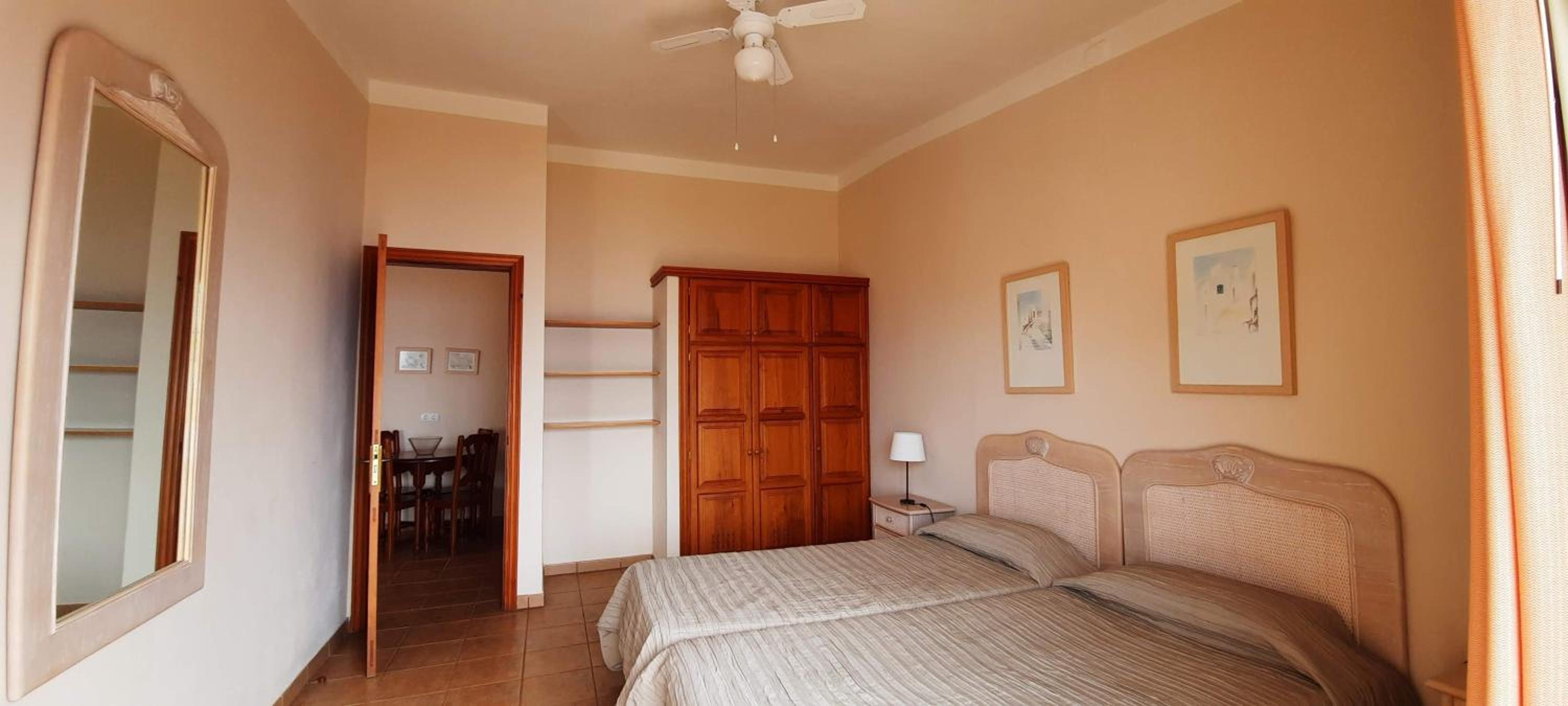 Double or Twin Room photo 3