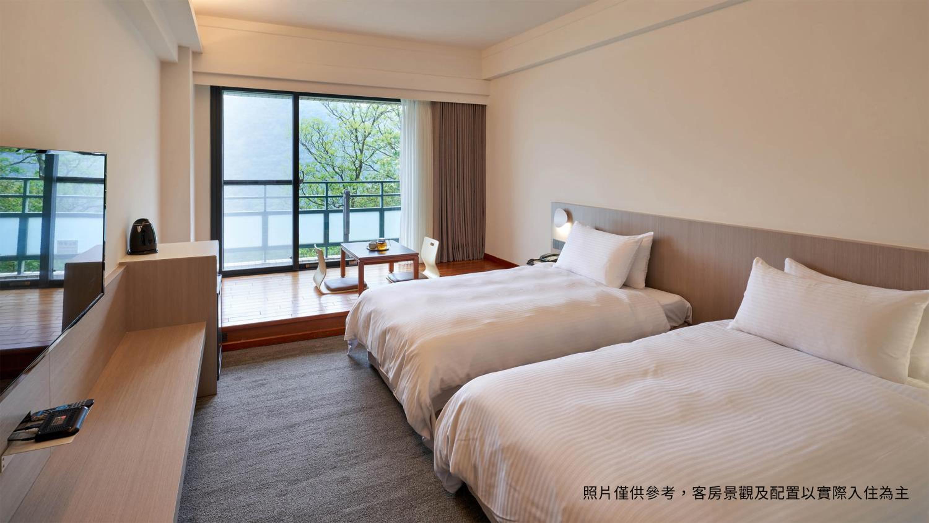 Standard Twin Room