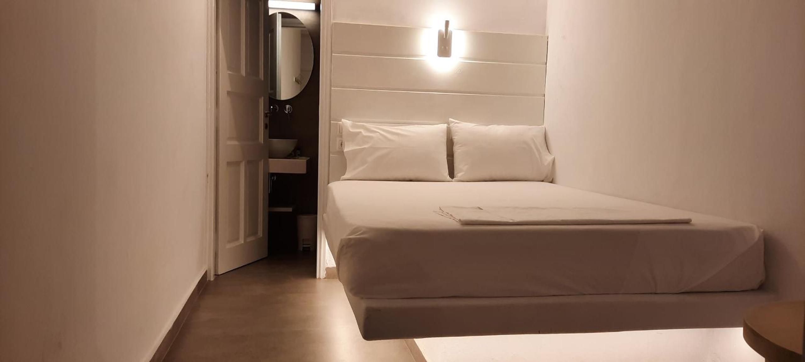 Standard Single Room with Shower
