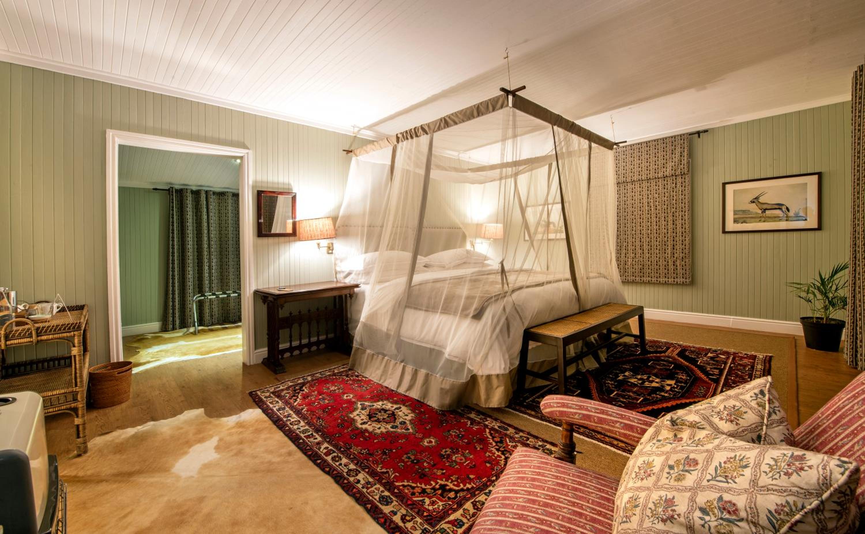 King Suite - Photo 3