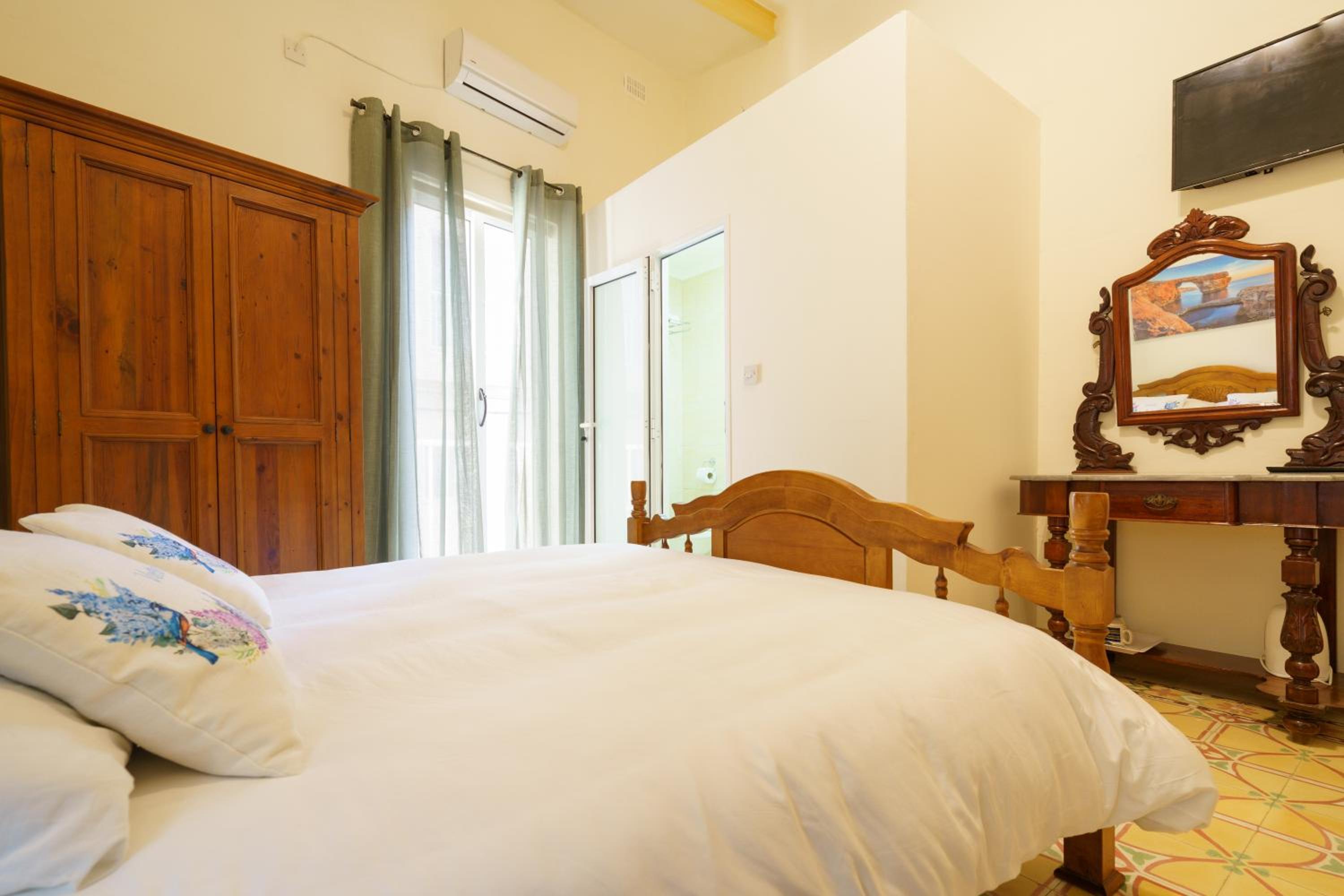 Quadruple Room photo 2