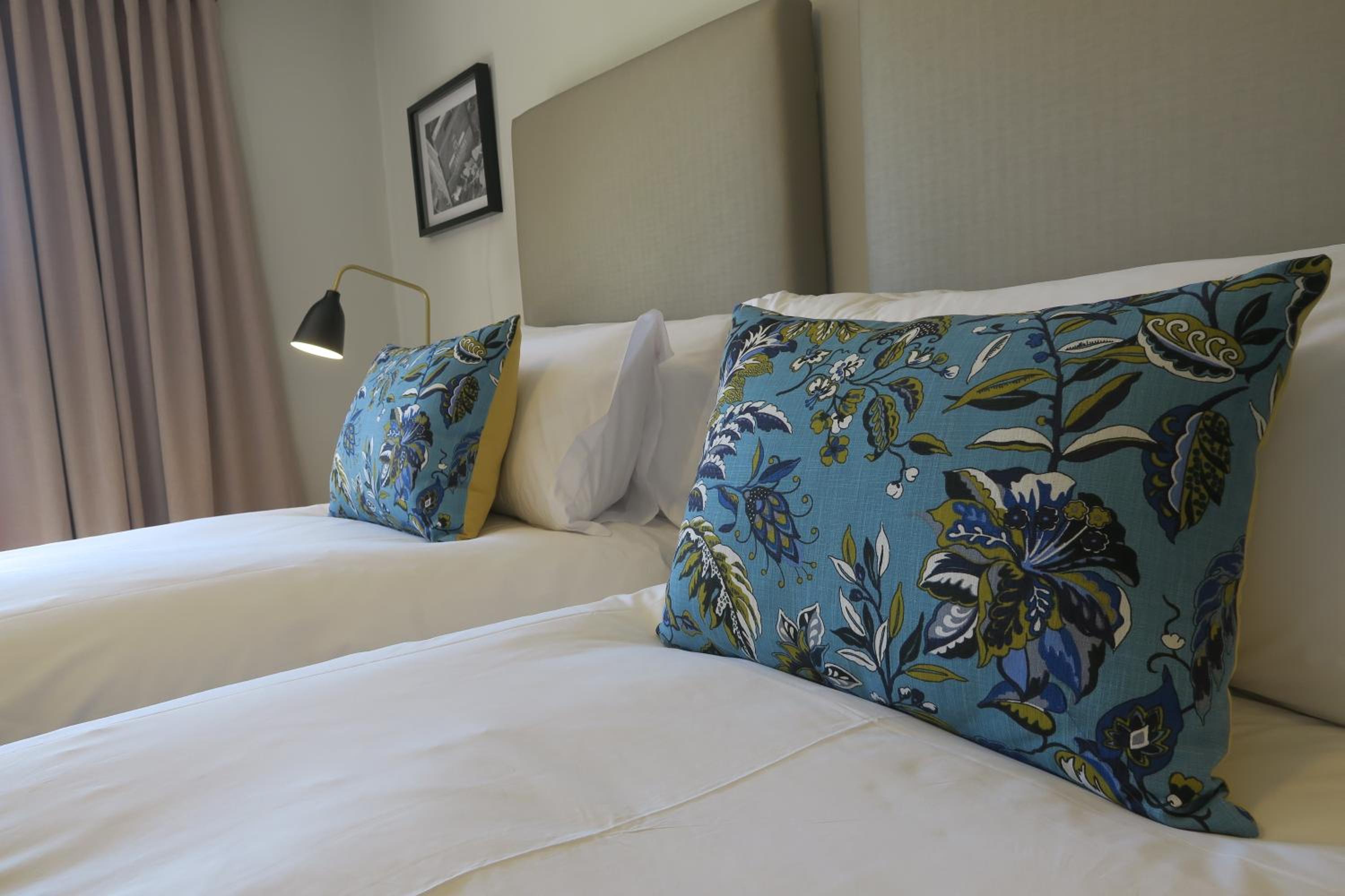Junior Suite with Mountain View - Photo 2