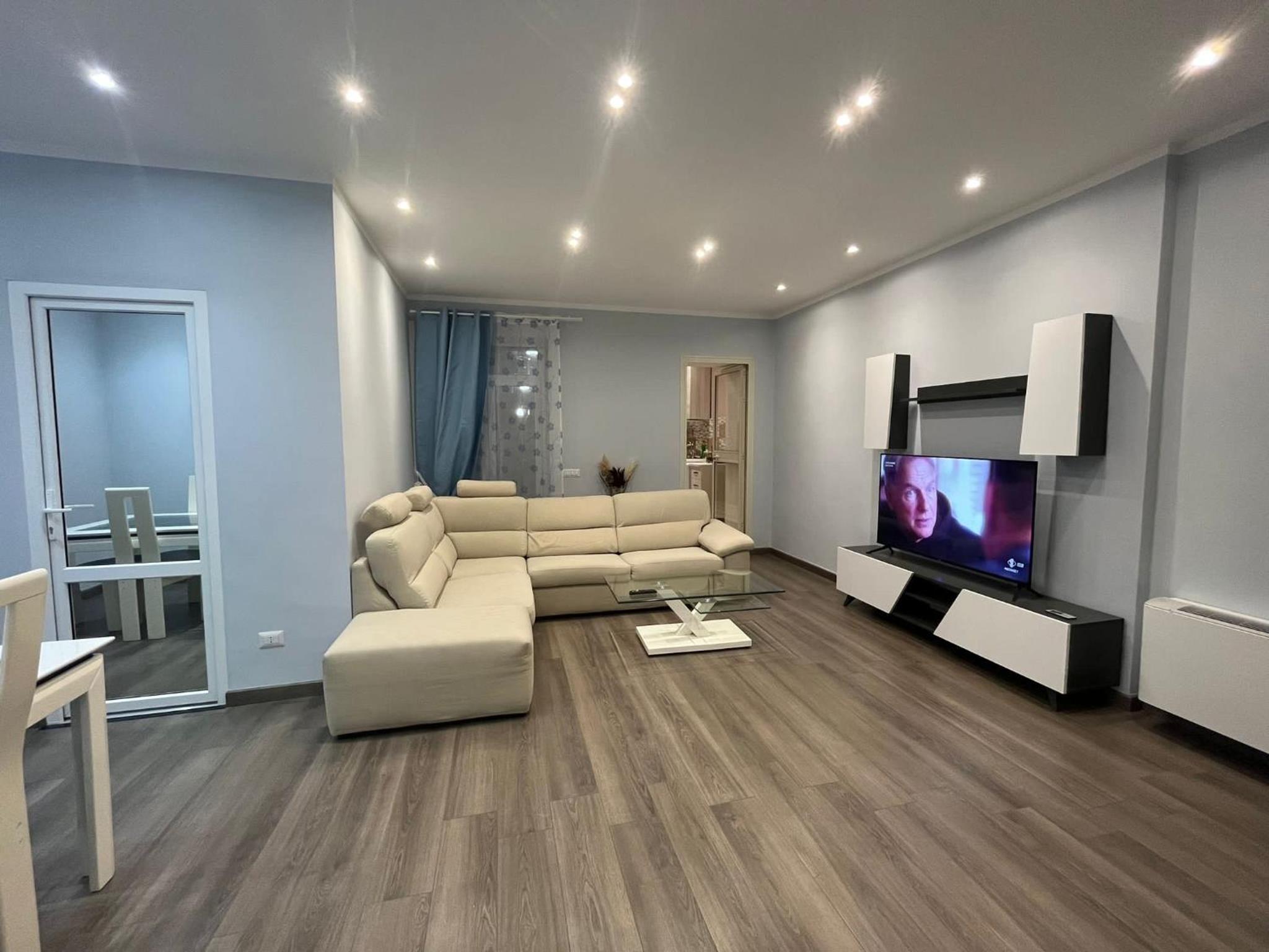 One-Bedroom House with Garden photo 1