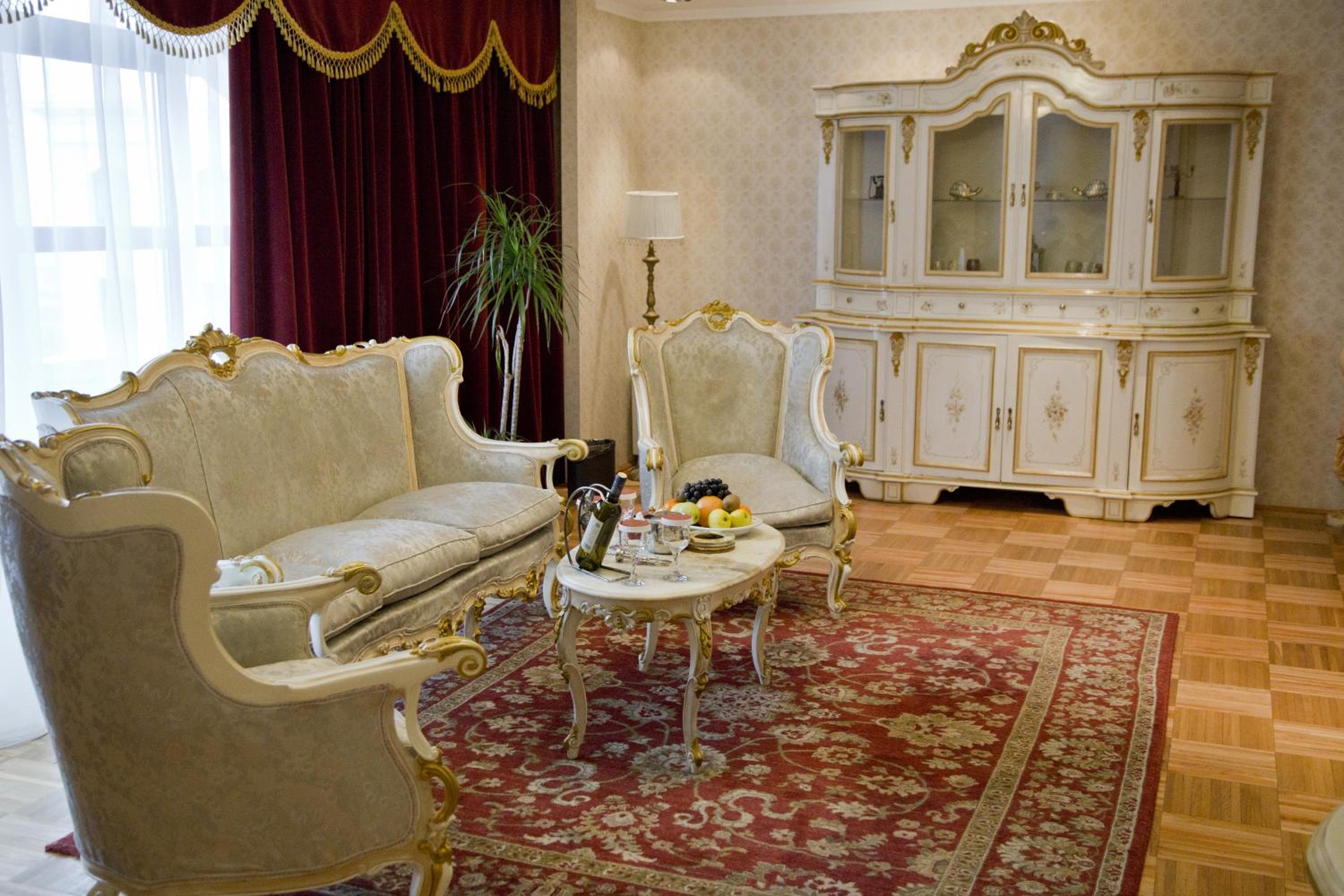 Royal Apartment - Photo 6