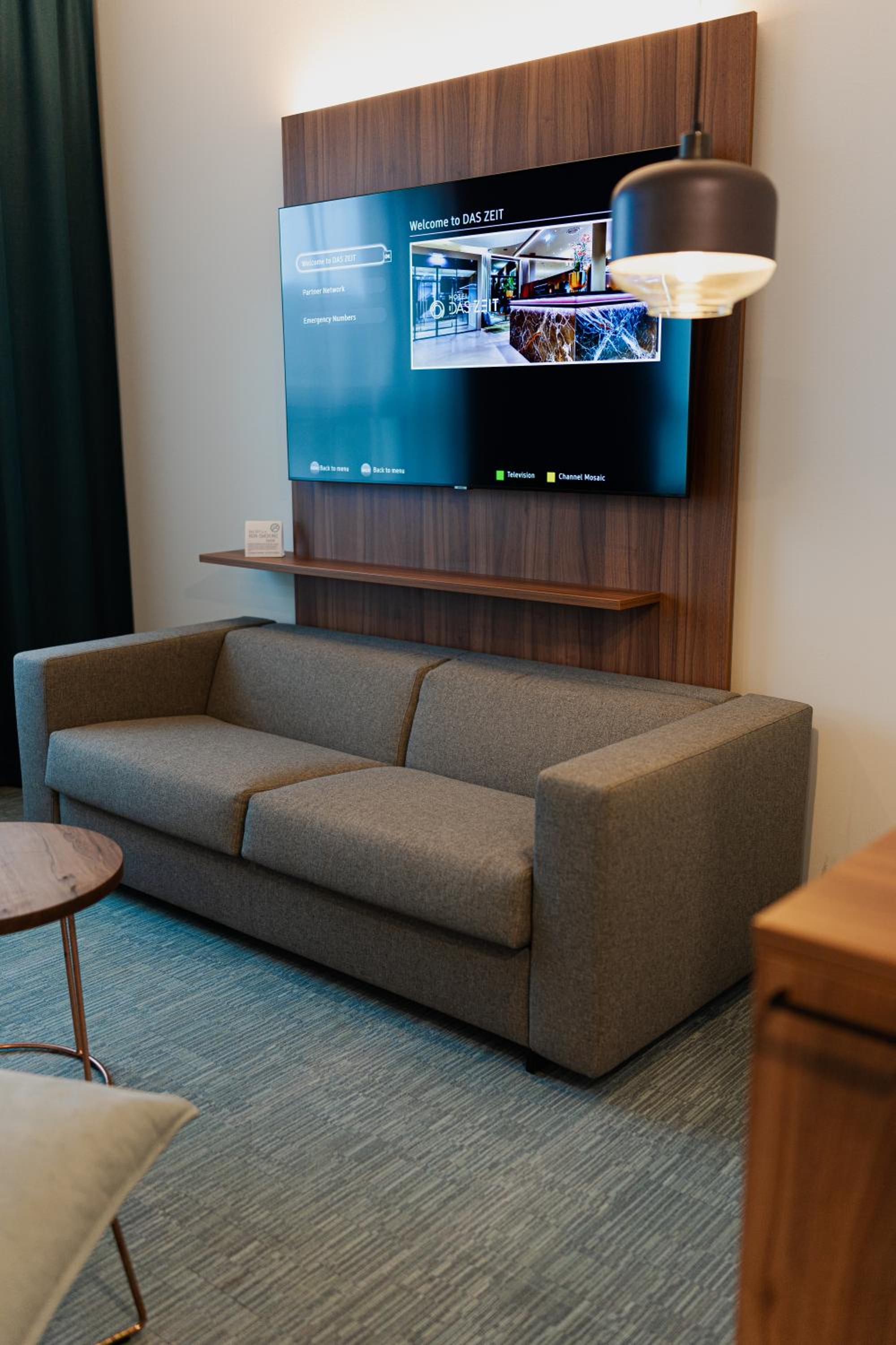 Deluxe Junior Suite - Photo 4