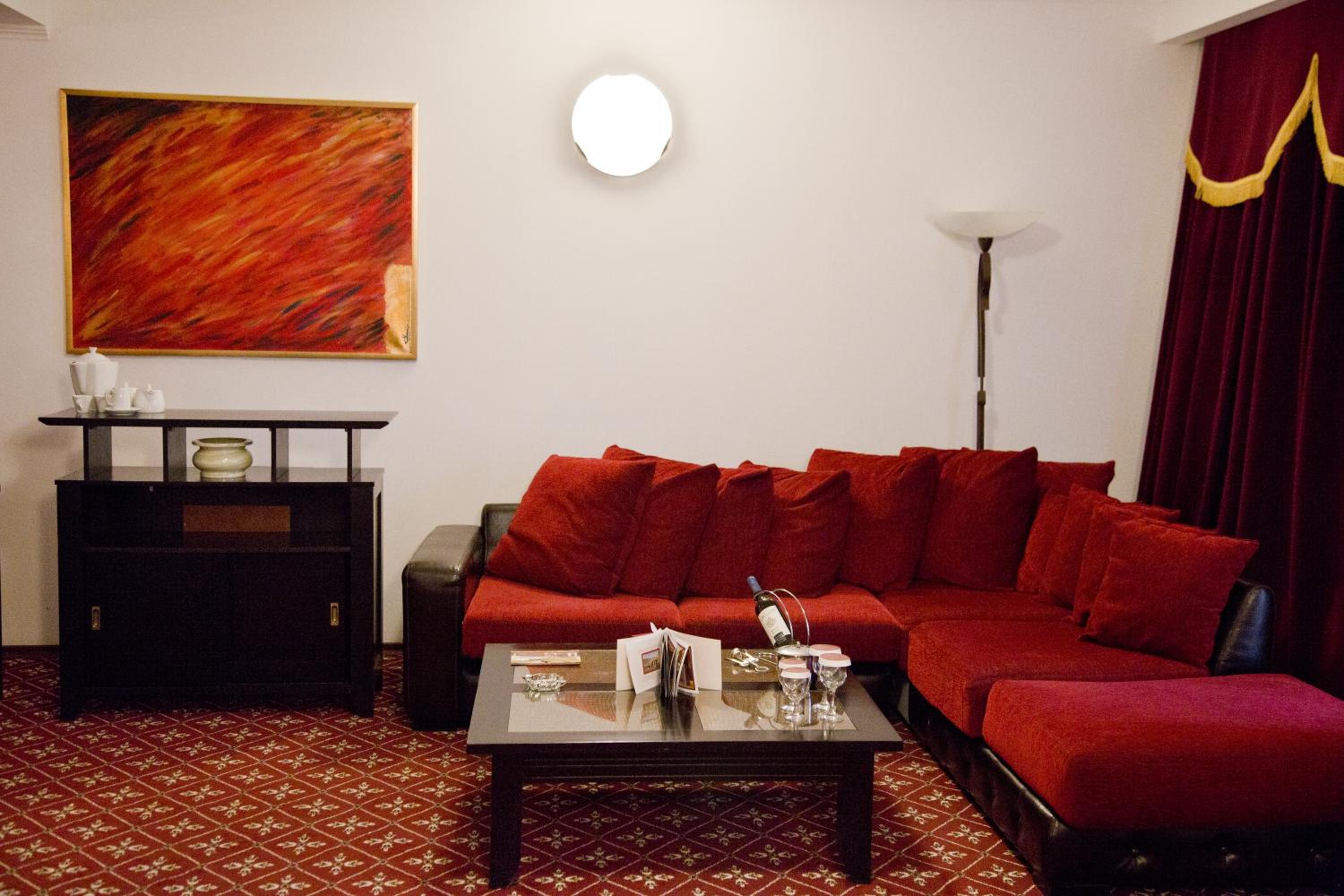 Presidential Apartment photo 1