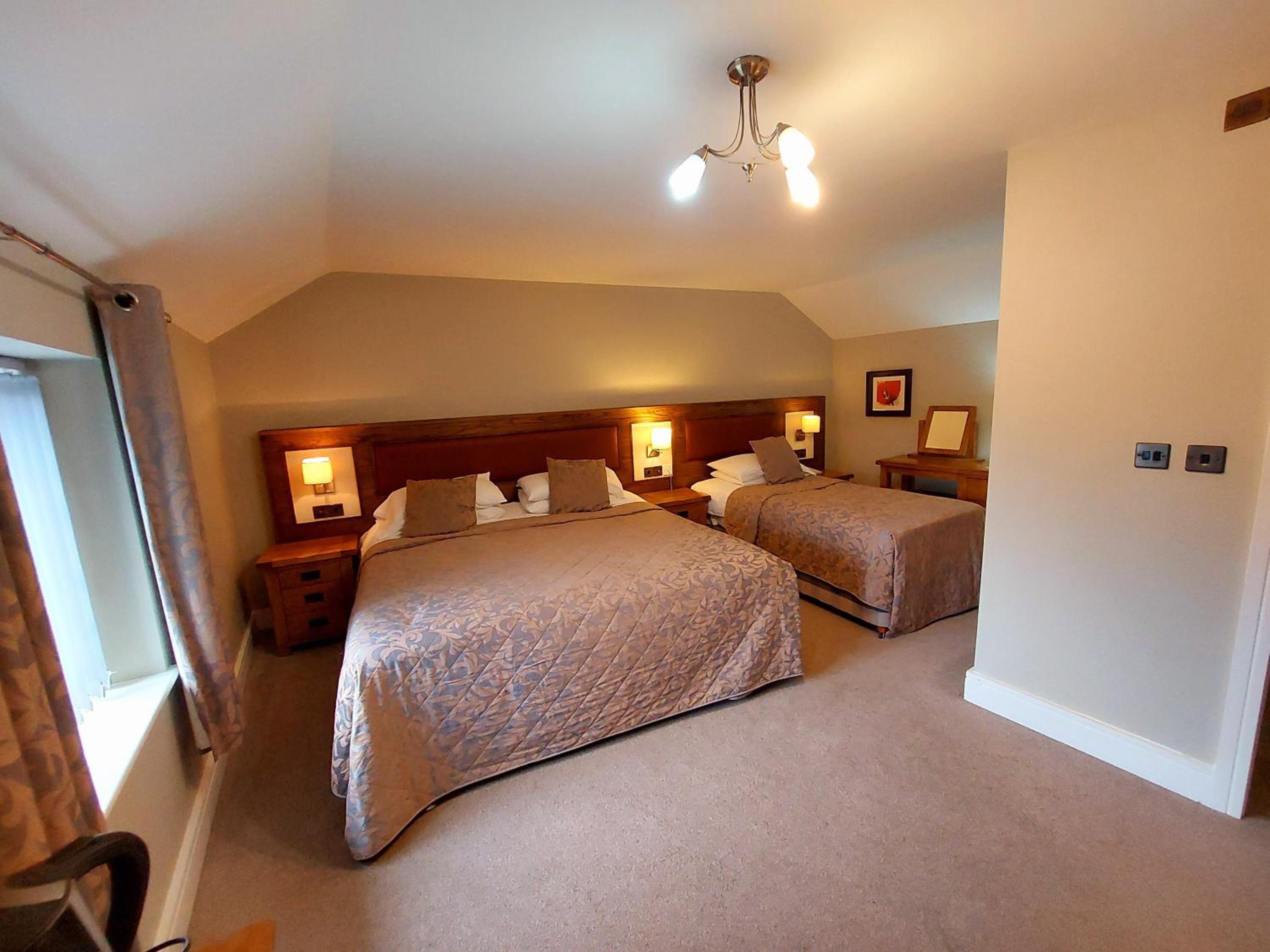 Double Room - Photo 1