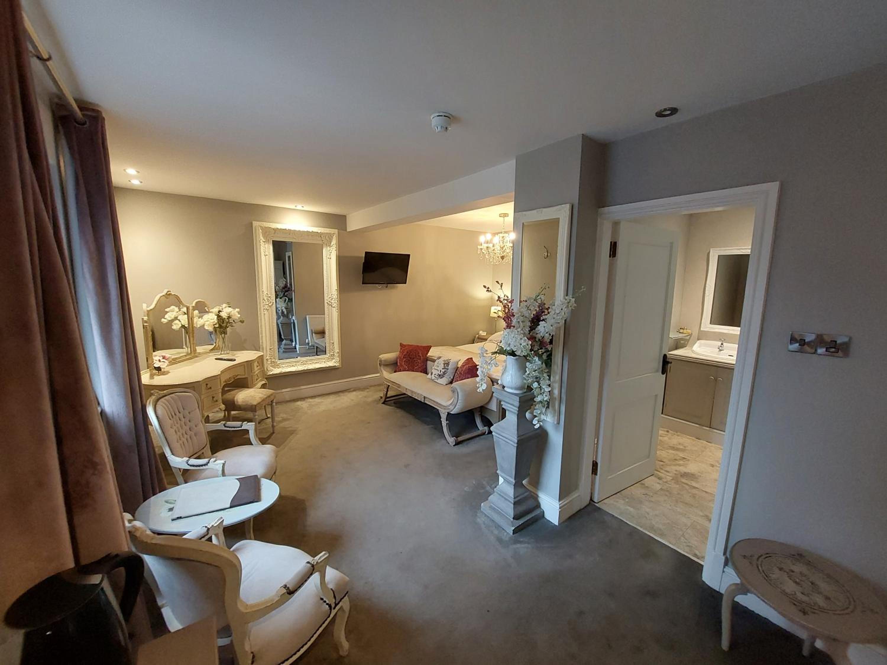 Deluxe Double Room - Photo 2