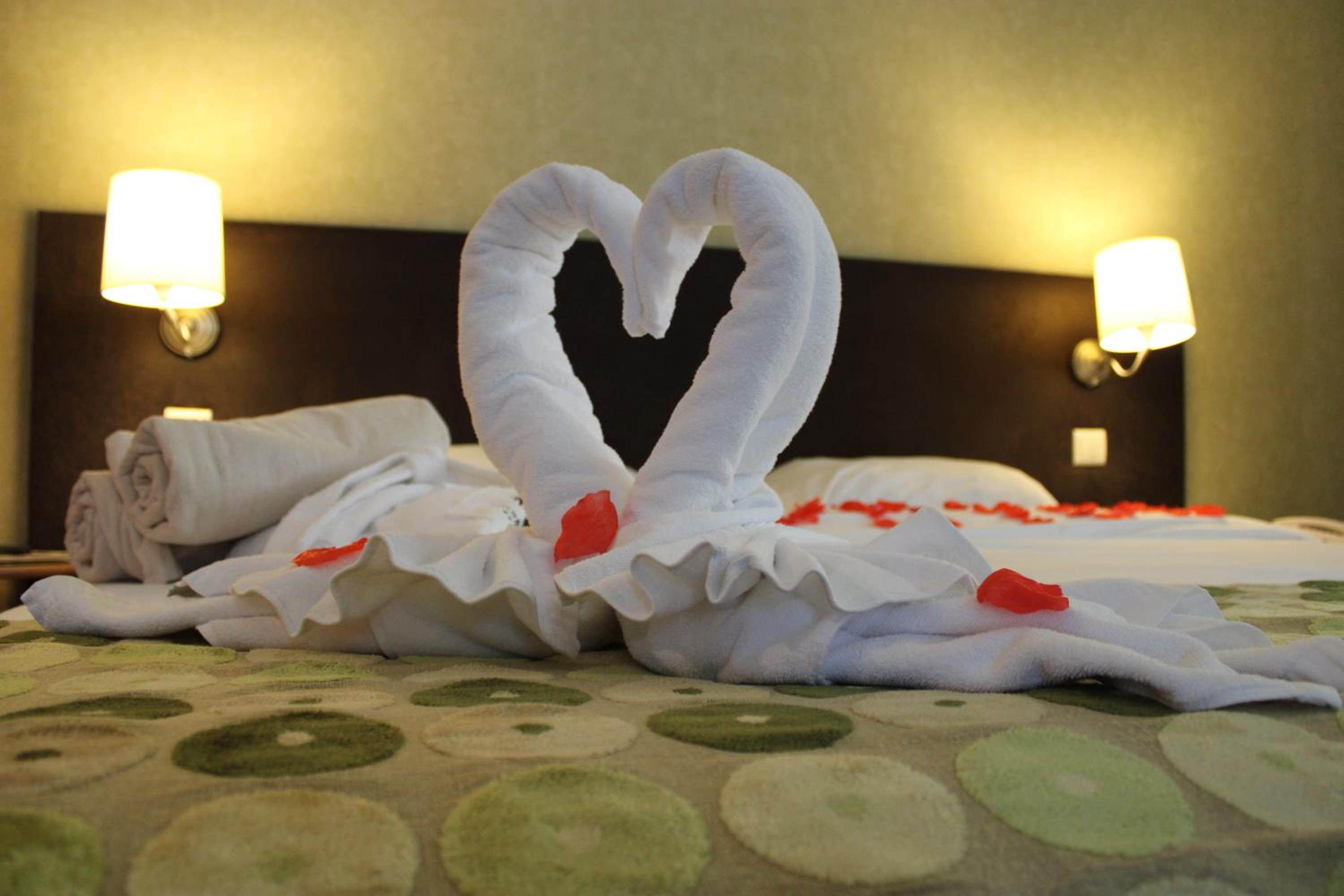 Romantic Pack 2 Nights photo 3