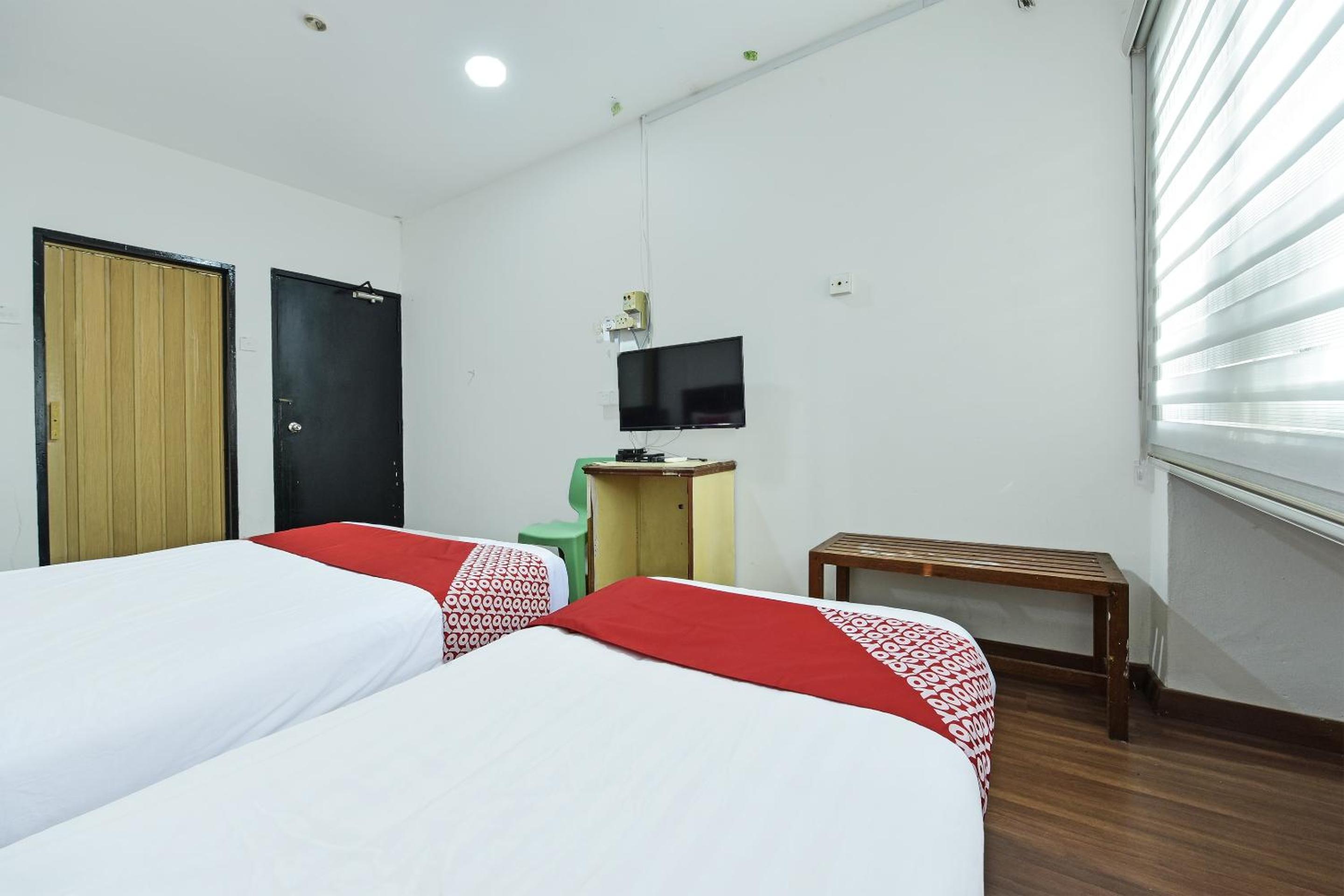 Deluxe Triple Room - Photo 3