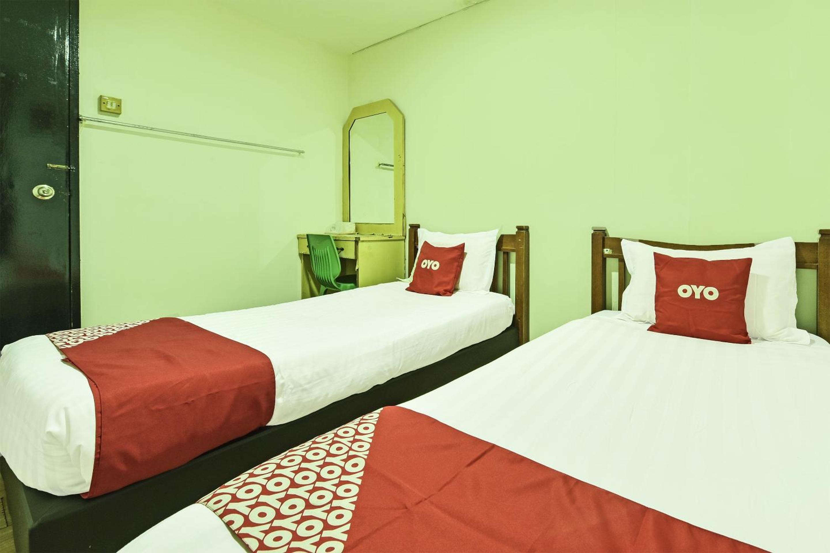 Deluxe Twin Room - Photo 3