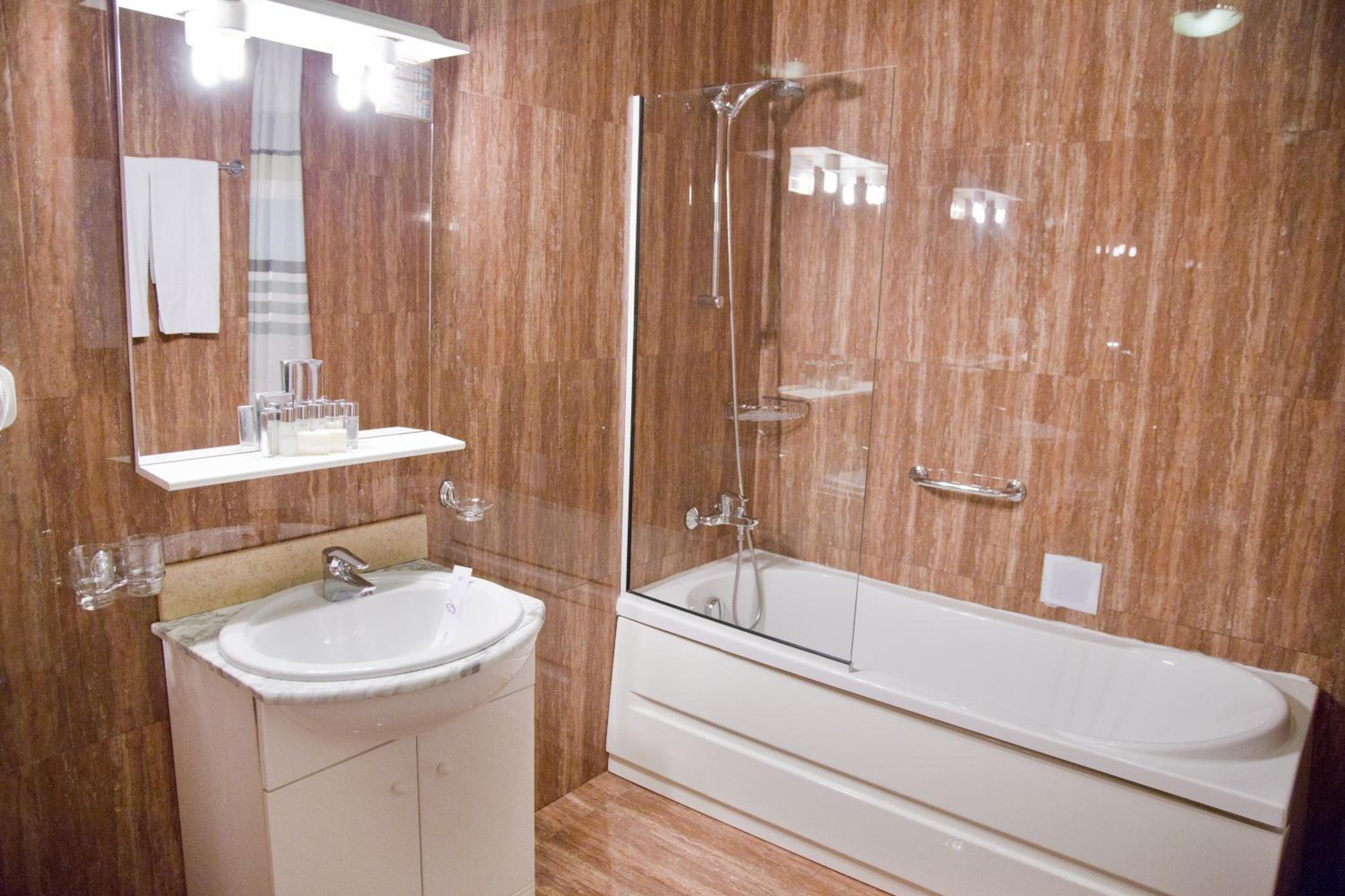 Premium Junior Suite - Photo 8