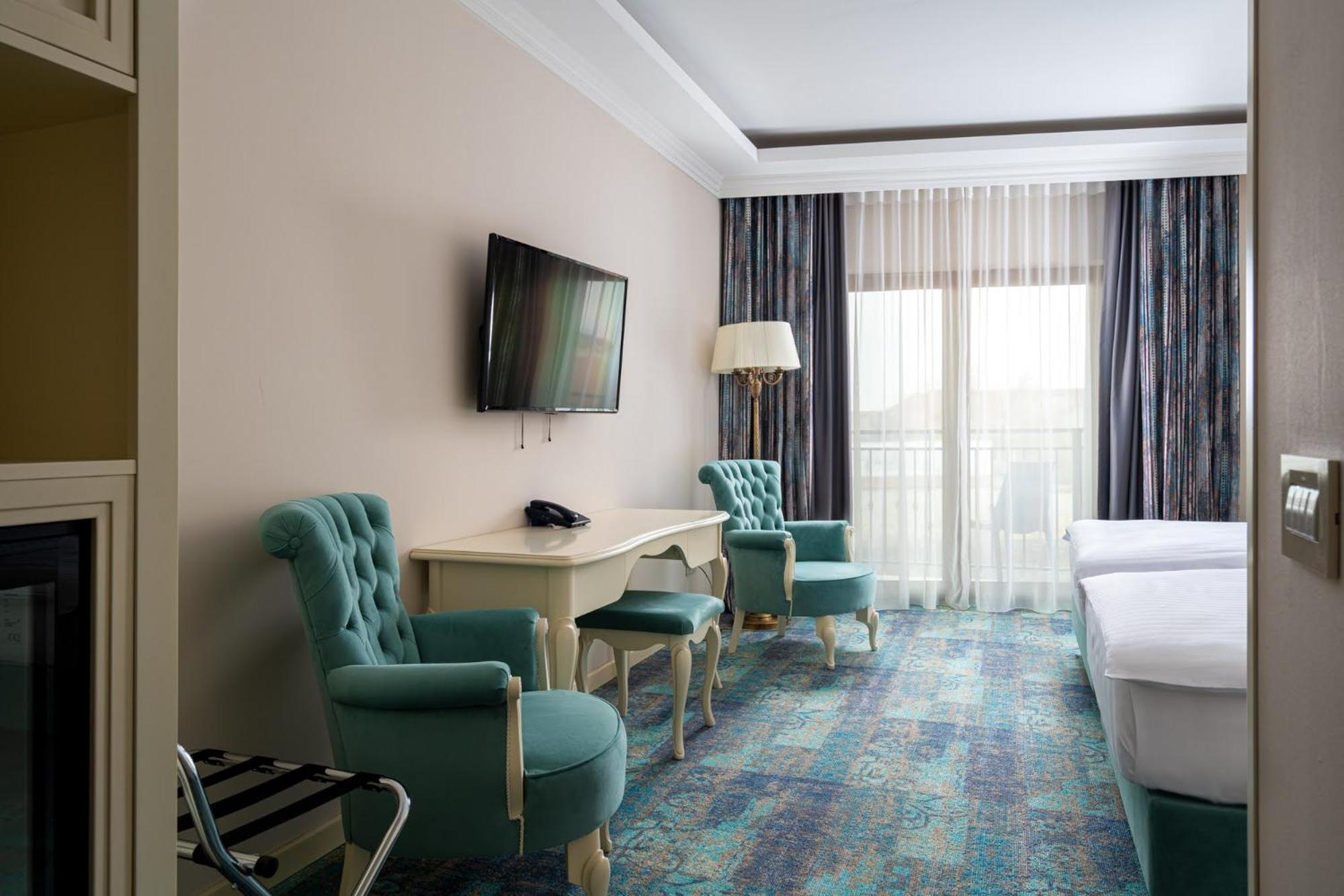 Deluxe Twin Room 4* photo 2