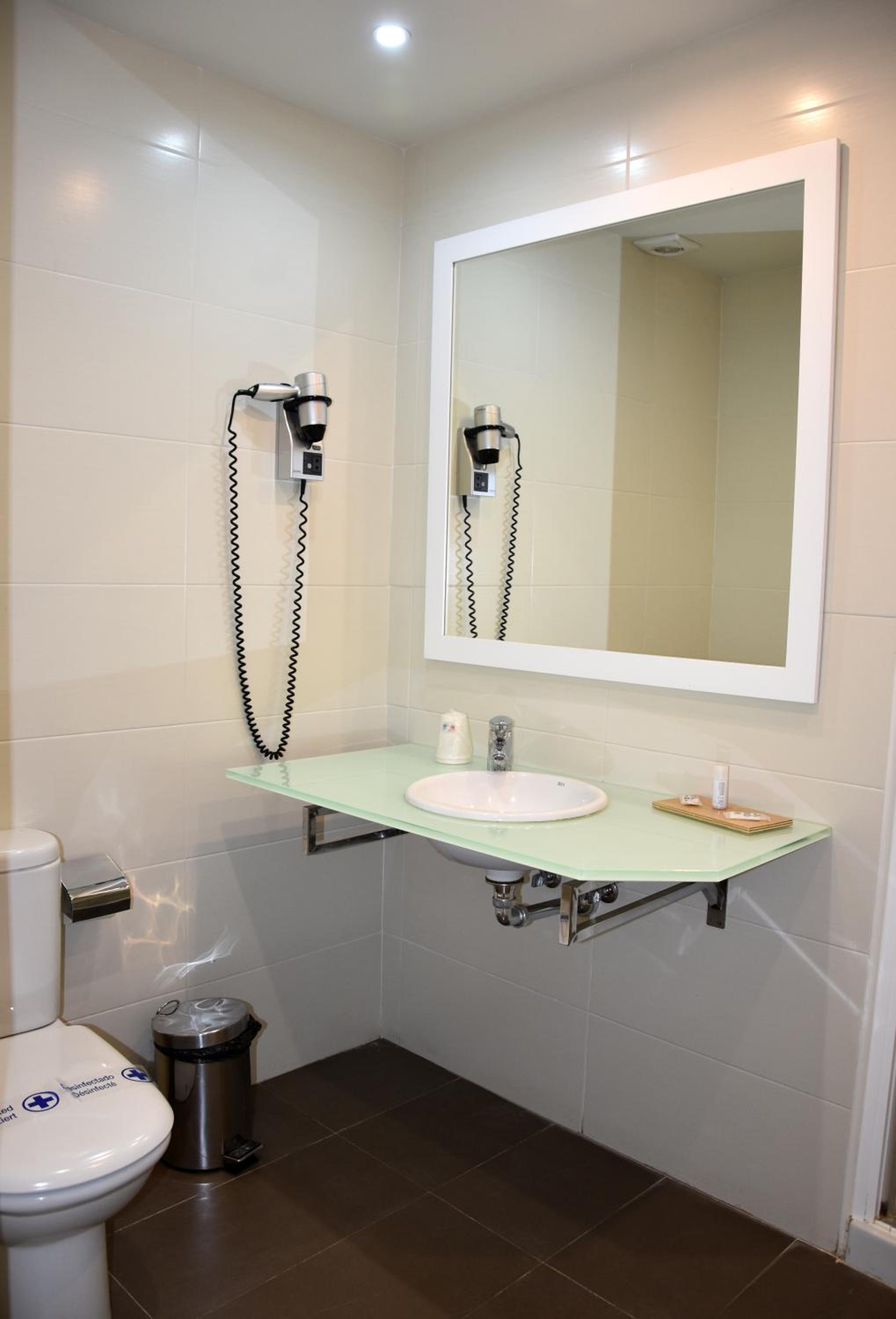 Habitación Individual con Baño
