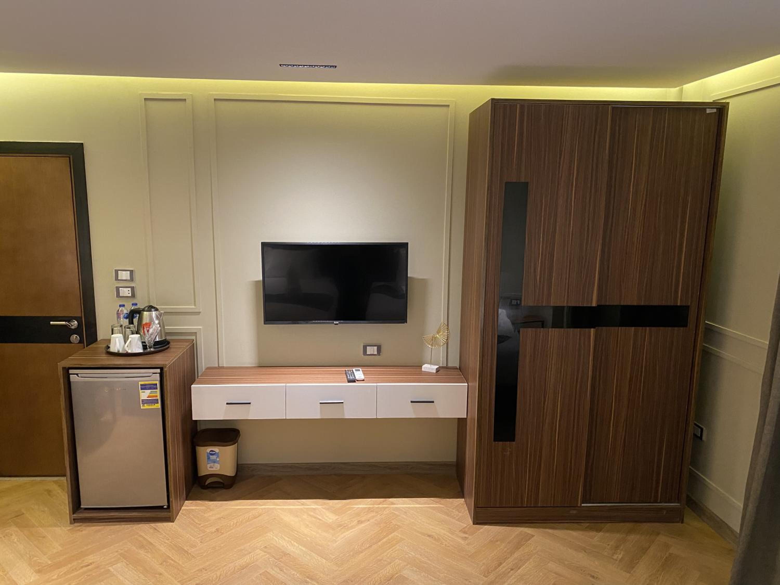 Triple Room with City View