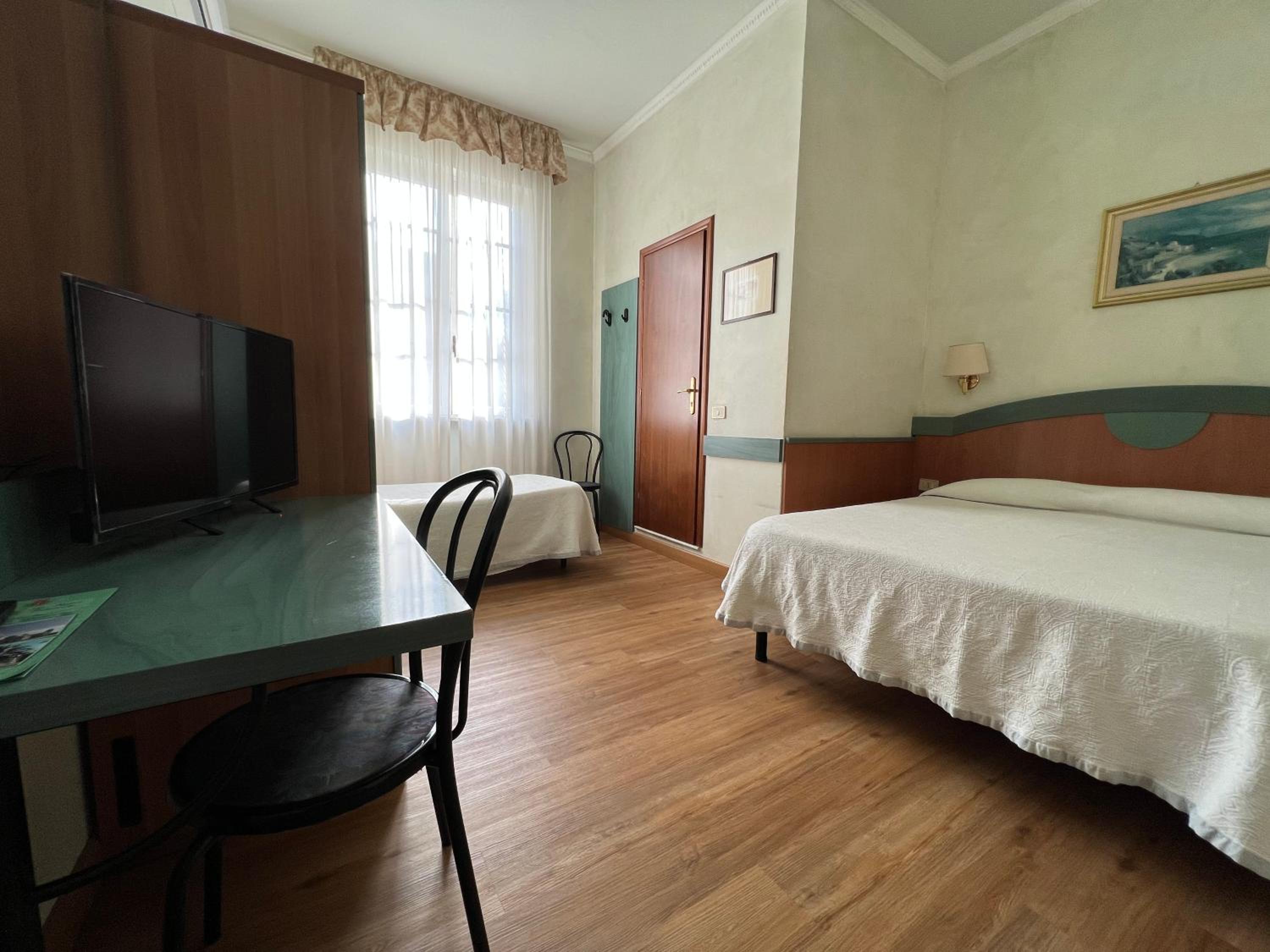 Triple Room - Photo 4